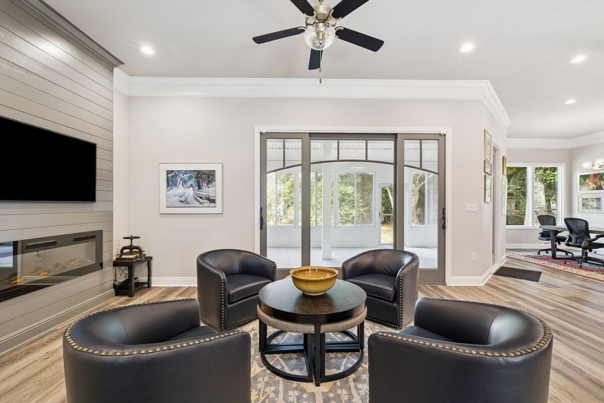 RESUB OF KELLYS ADD TO DESTIN PARTS OF LOTS 1-3 BLK 6 - Residential