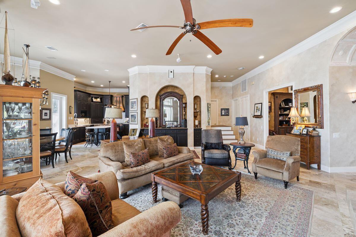 RESUB OF KELLYS ADD TO DESTIN PARTS OF LOTS 1-3 BLK 6 - Residential