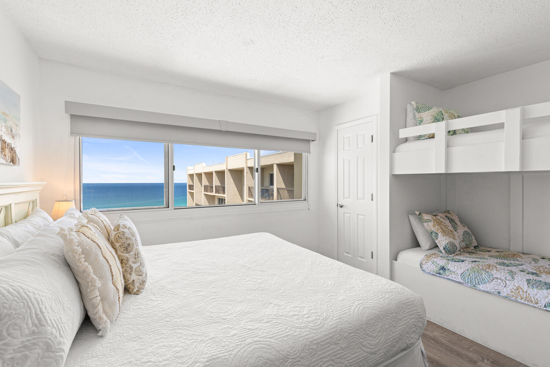 PINNACLE PORT PHASE I - Residential