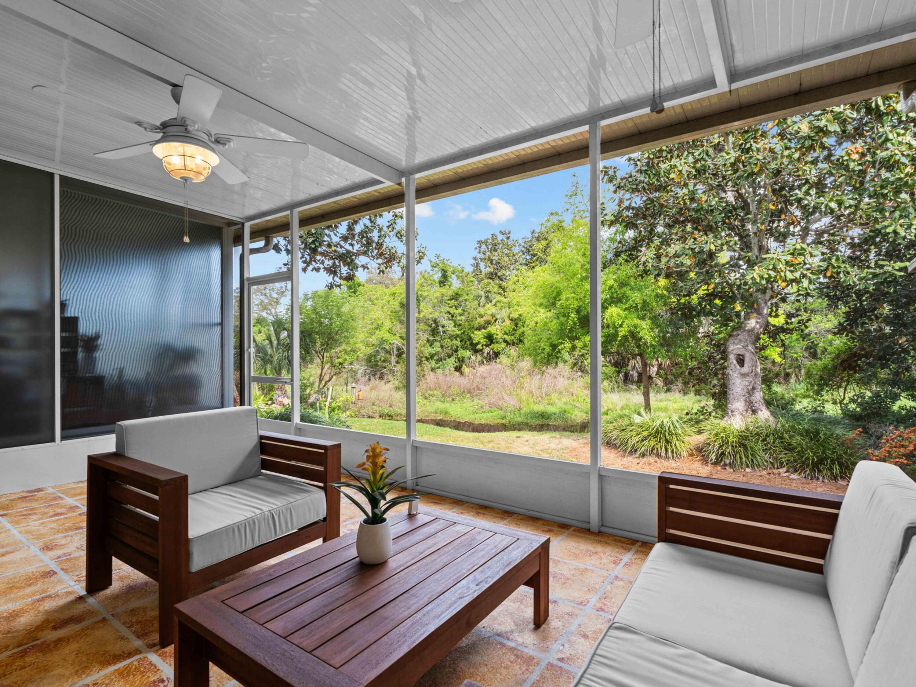 OAKS PLANTATION - Residential