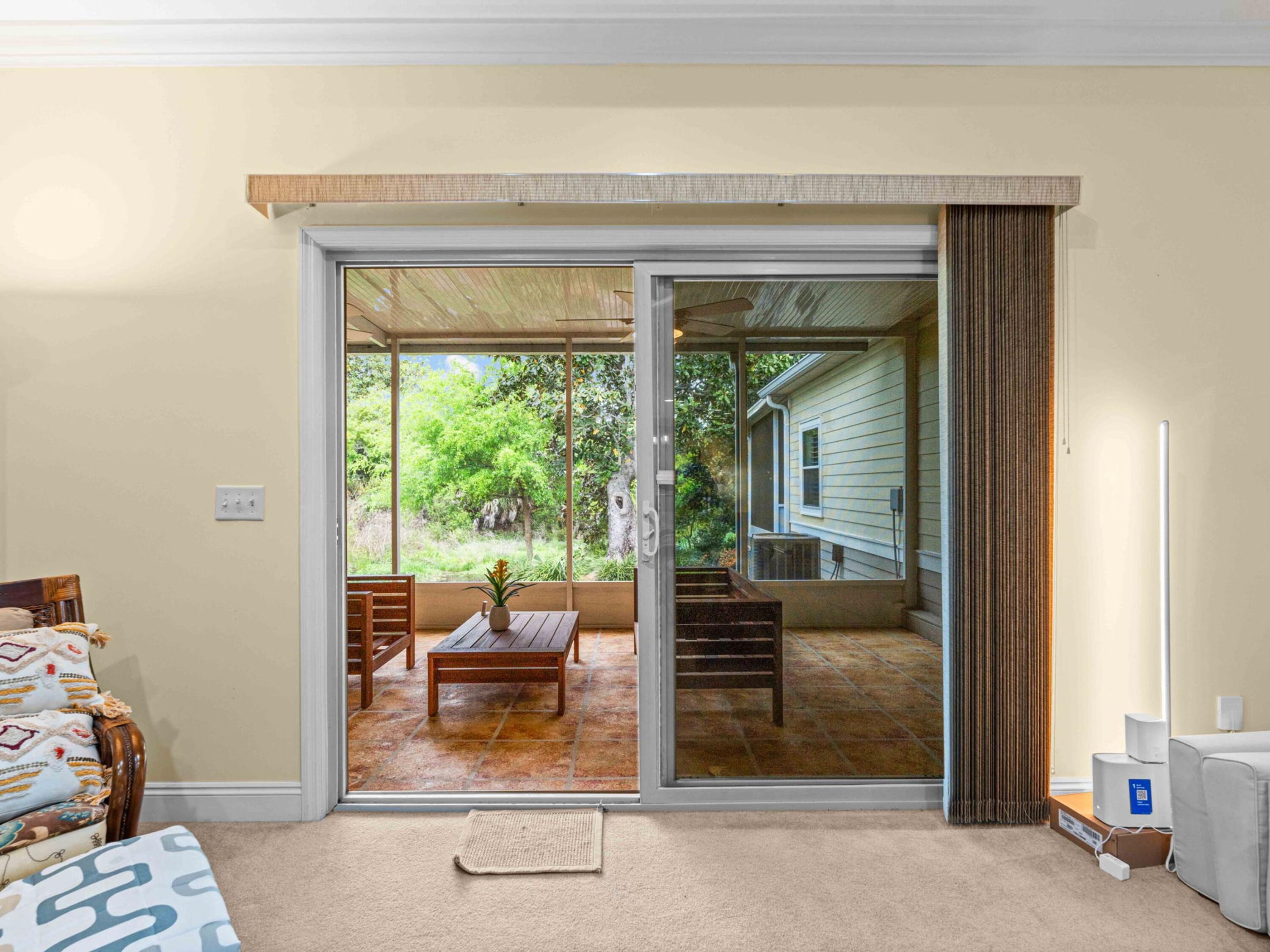 OAKS PLANTATION - Residential