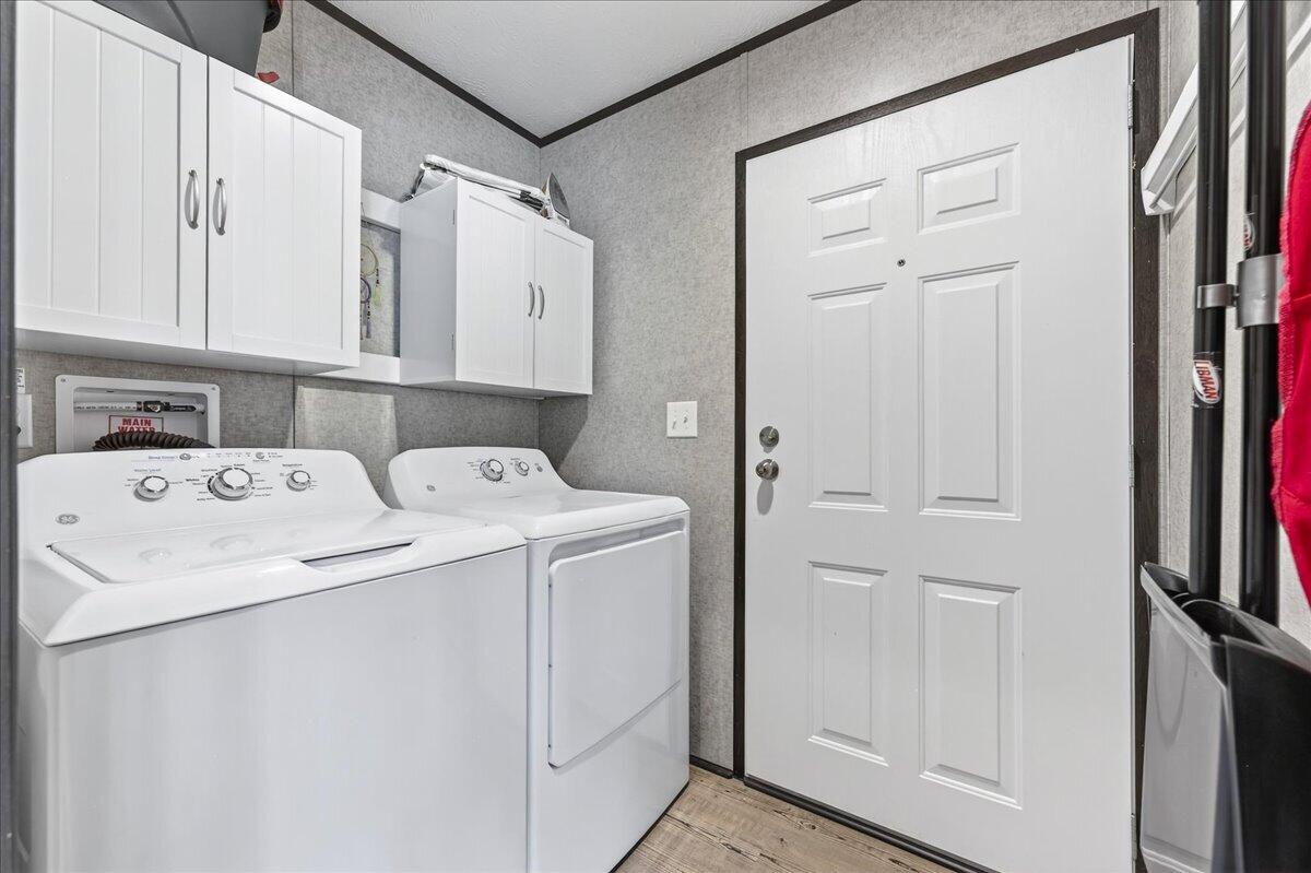 NO RECORDED SUBDIVISION - Residential