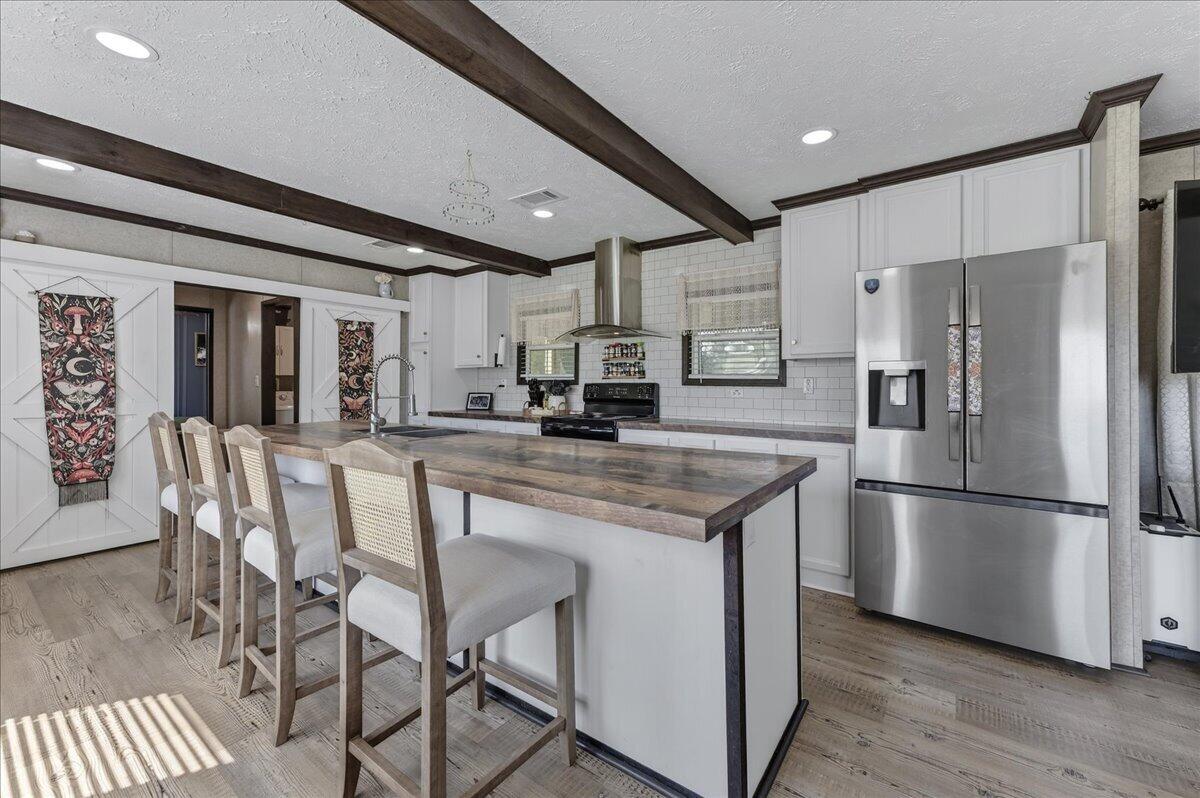 NO RECORDED SUBDIVISION - Residential