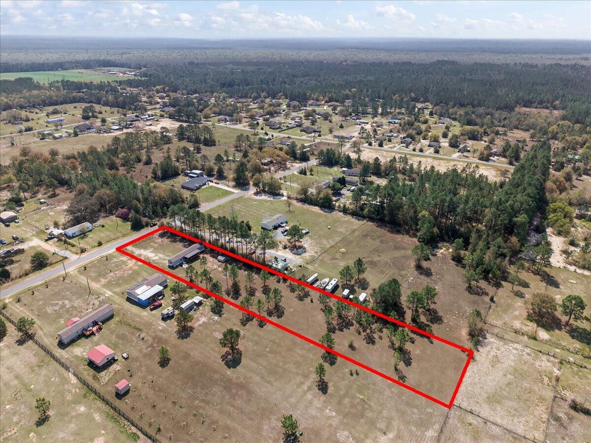 NO RECORDED SUBDIVISION - Residential