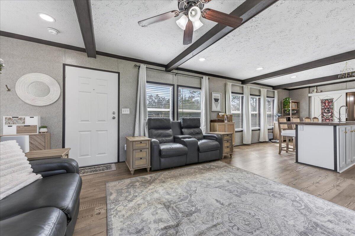 NO RECORDED SUBDIVISION - Residential