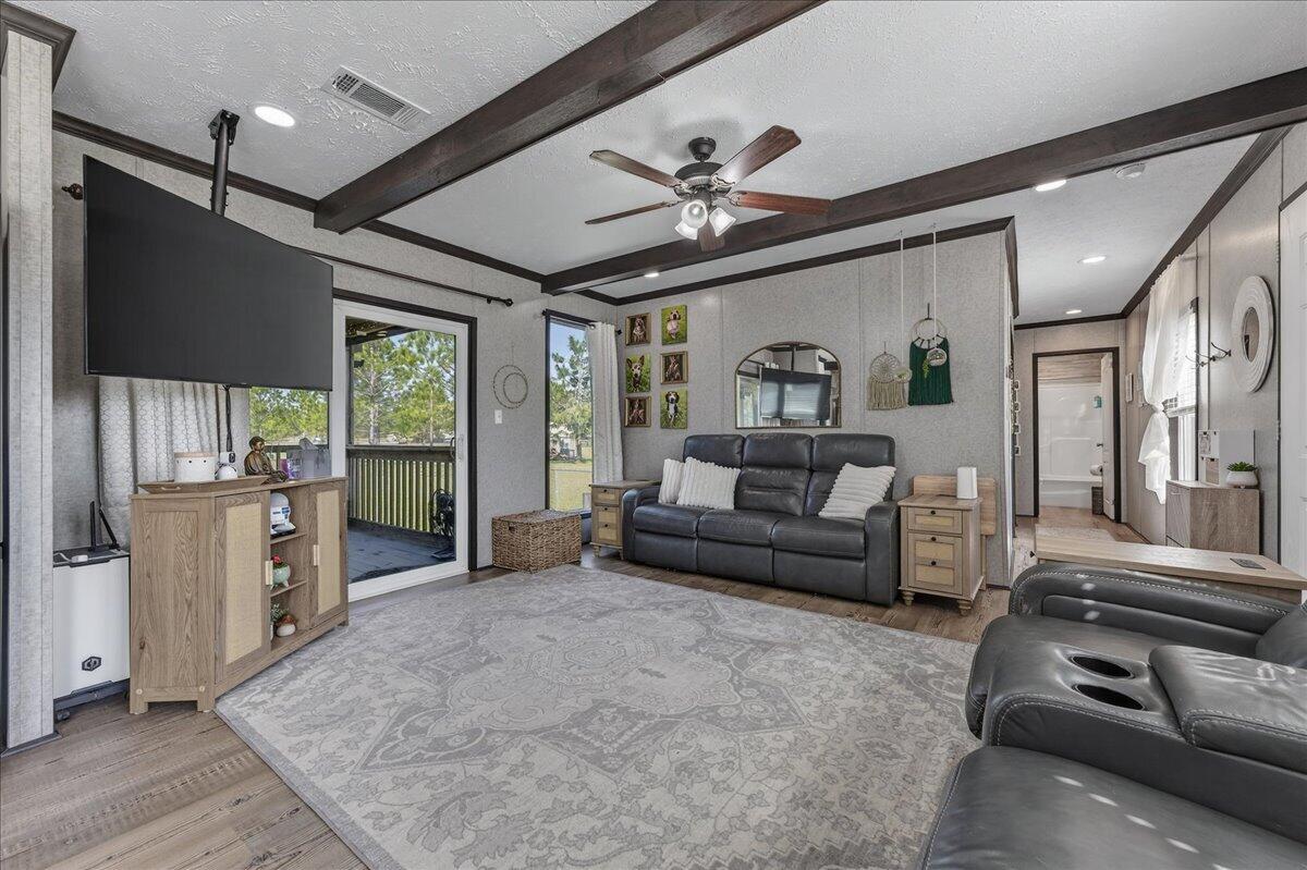 NO RECORDED SUBDIVISION - Residential