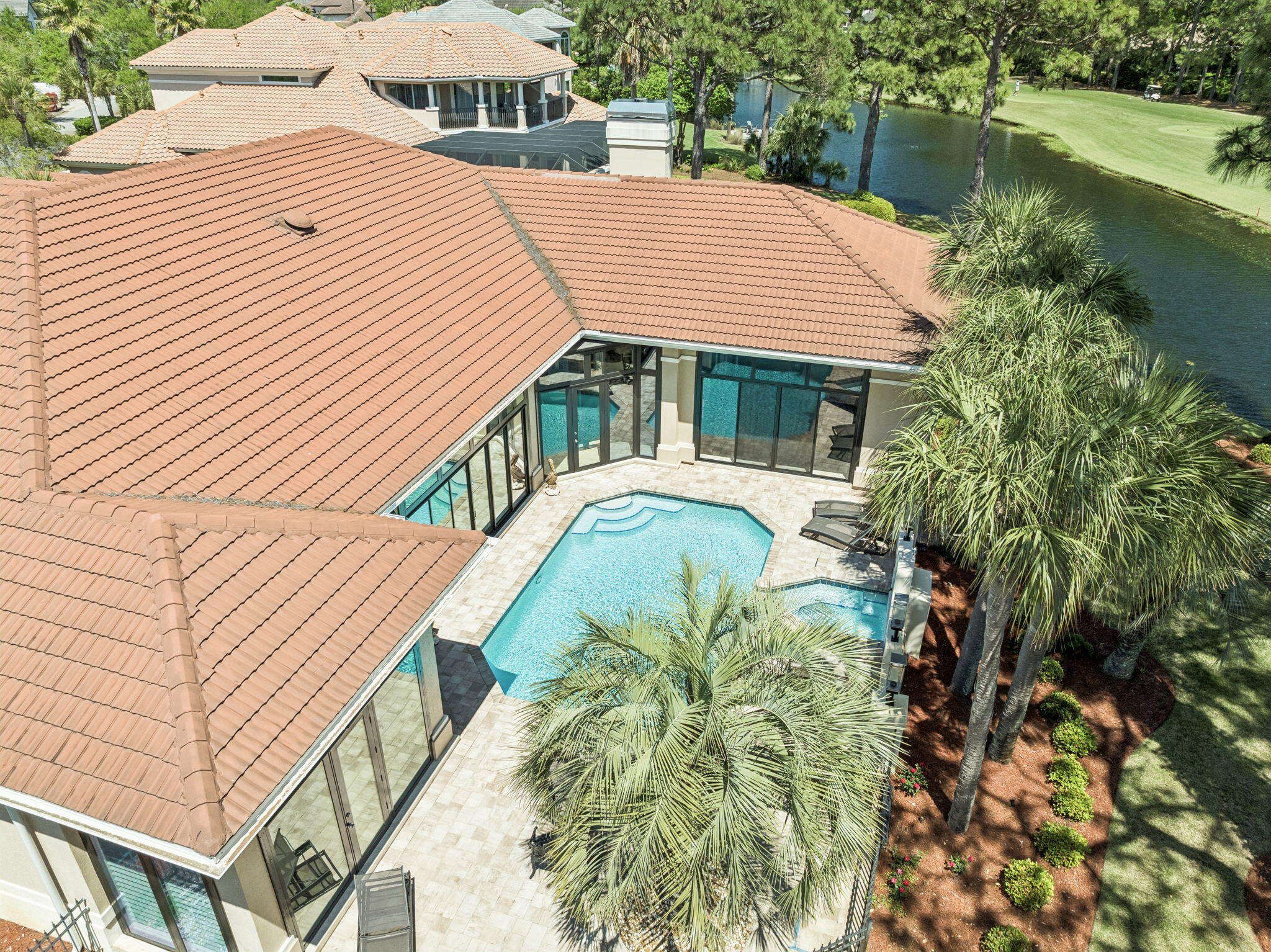 BURNT PINE - Residential