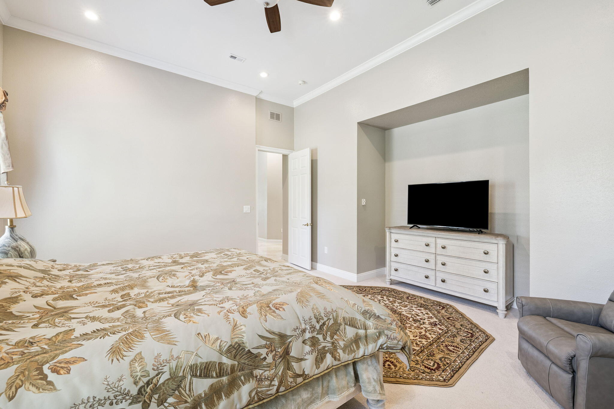 BURNT PINE - Residential