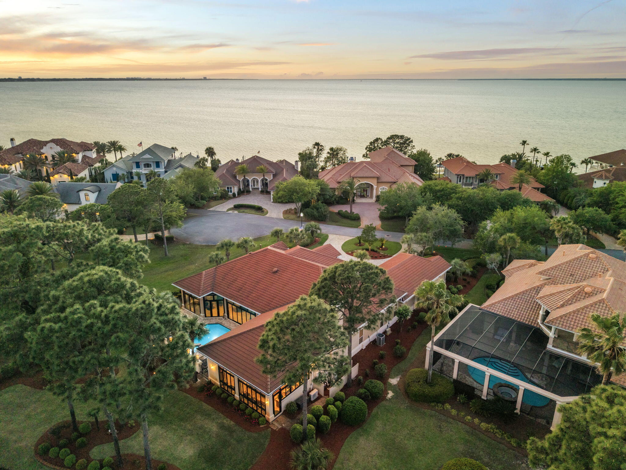 BURNT PINE - Residential