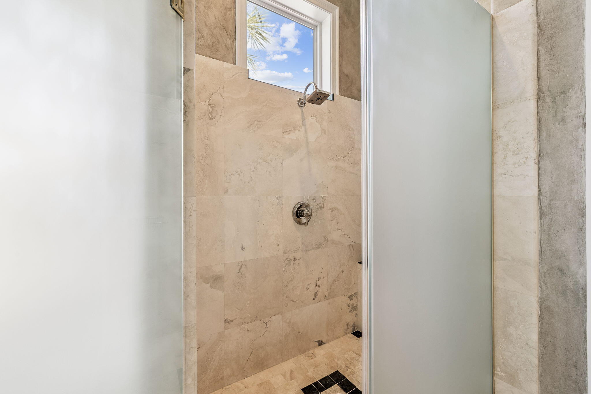 BURNT PINE - Residential