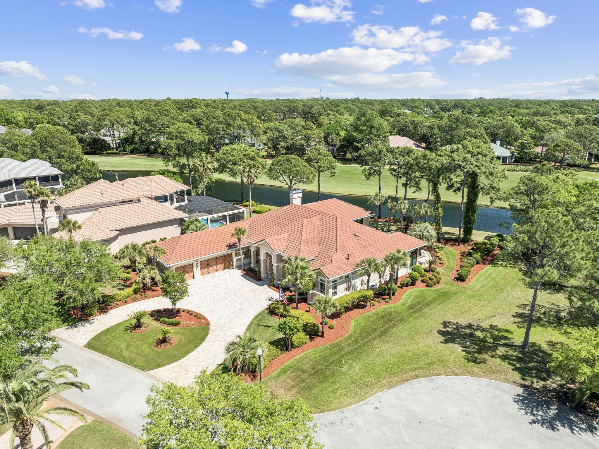 BURNT PINE - Residential