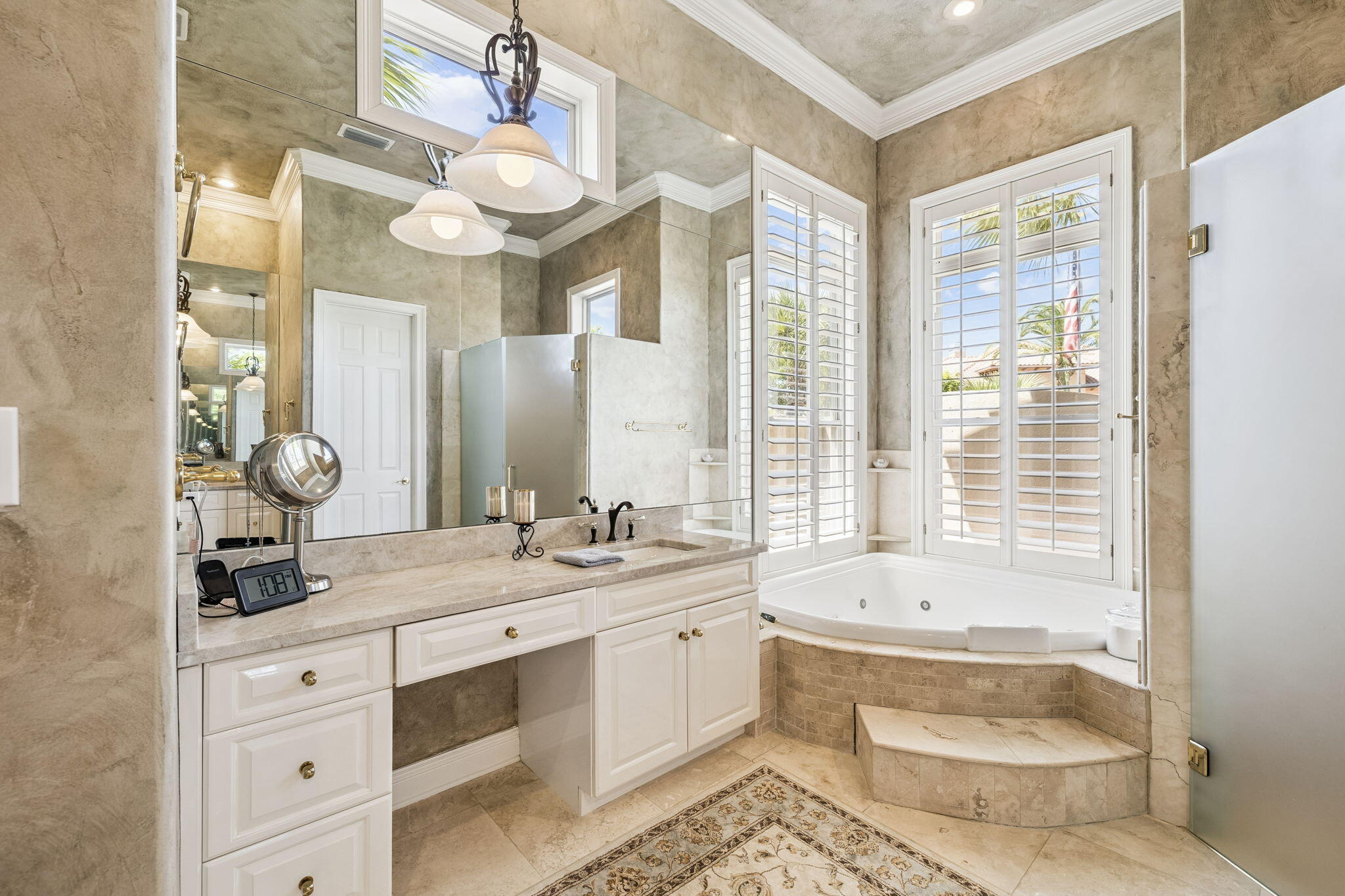 BURNT PINE - Residential