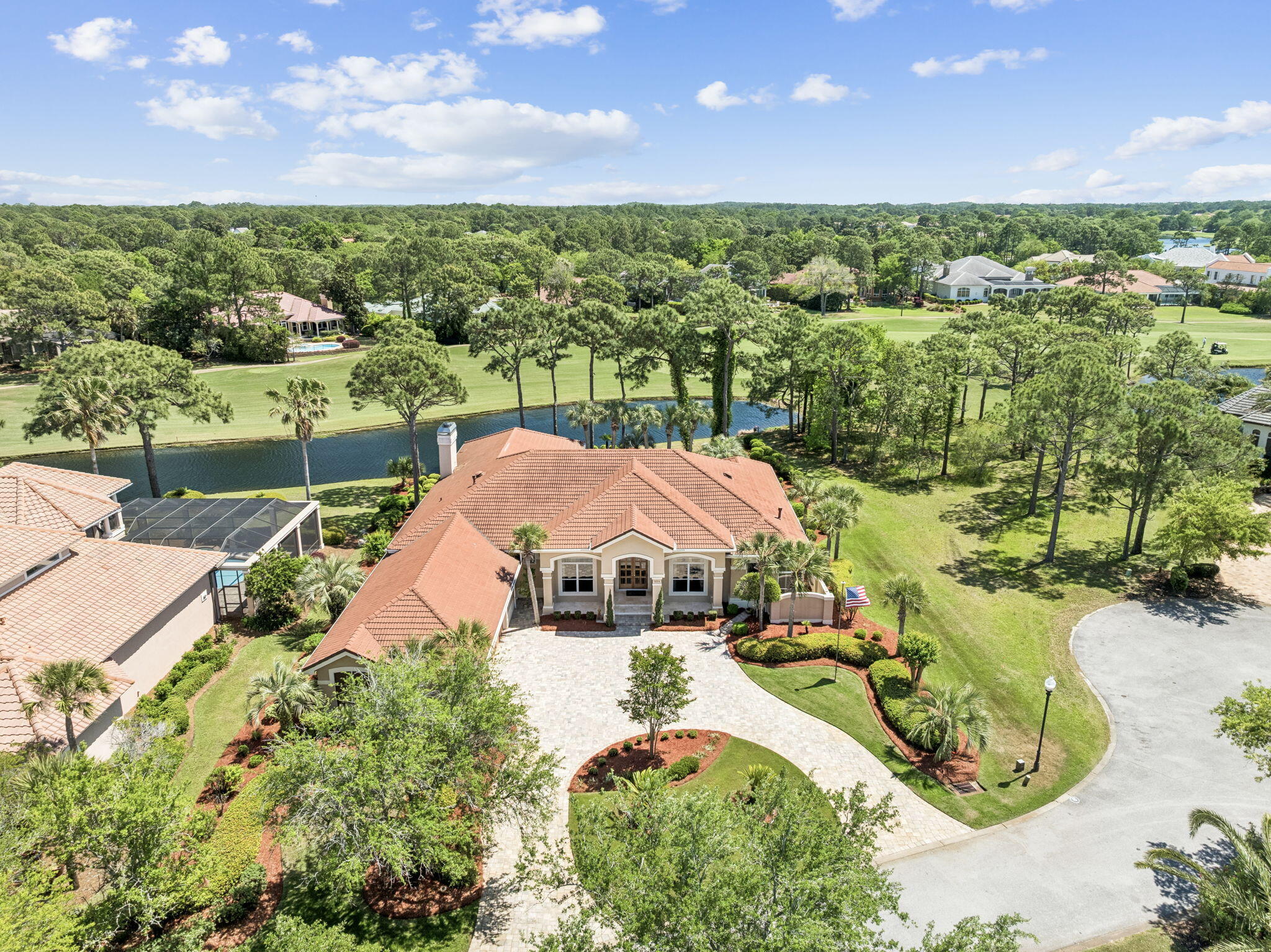 BURNT PINE - Residential