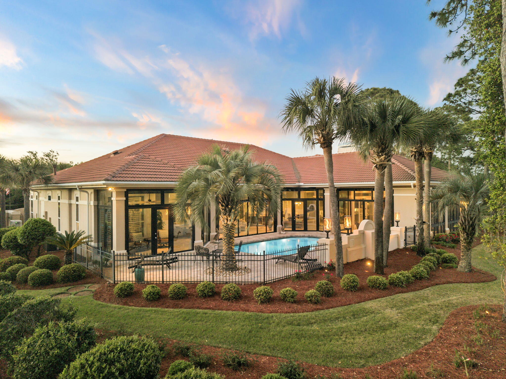 BURNT PINE - Residential