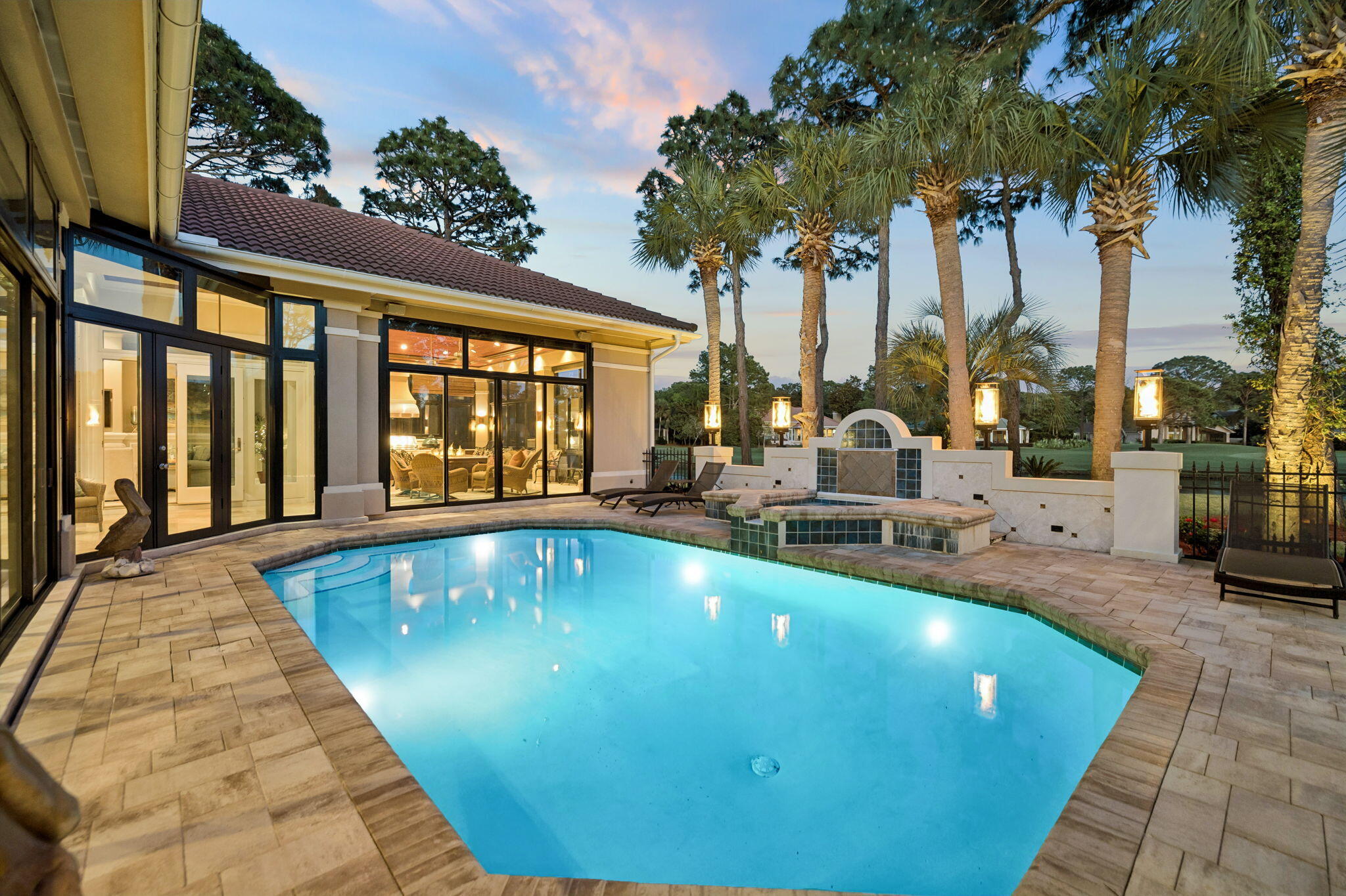 BURNT PINE - Residential