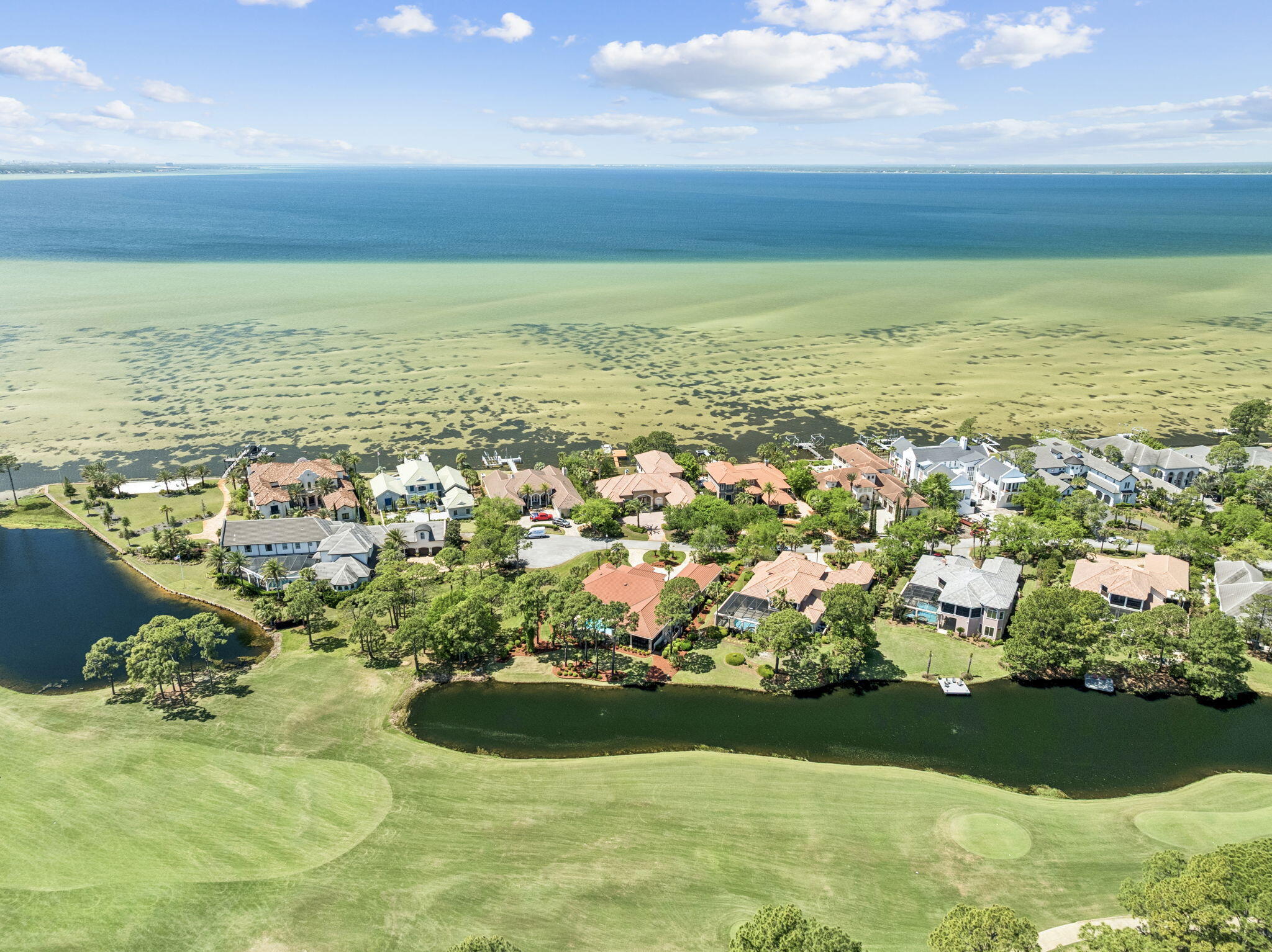 BURNT PINE - Residential