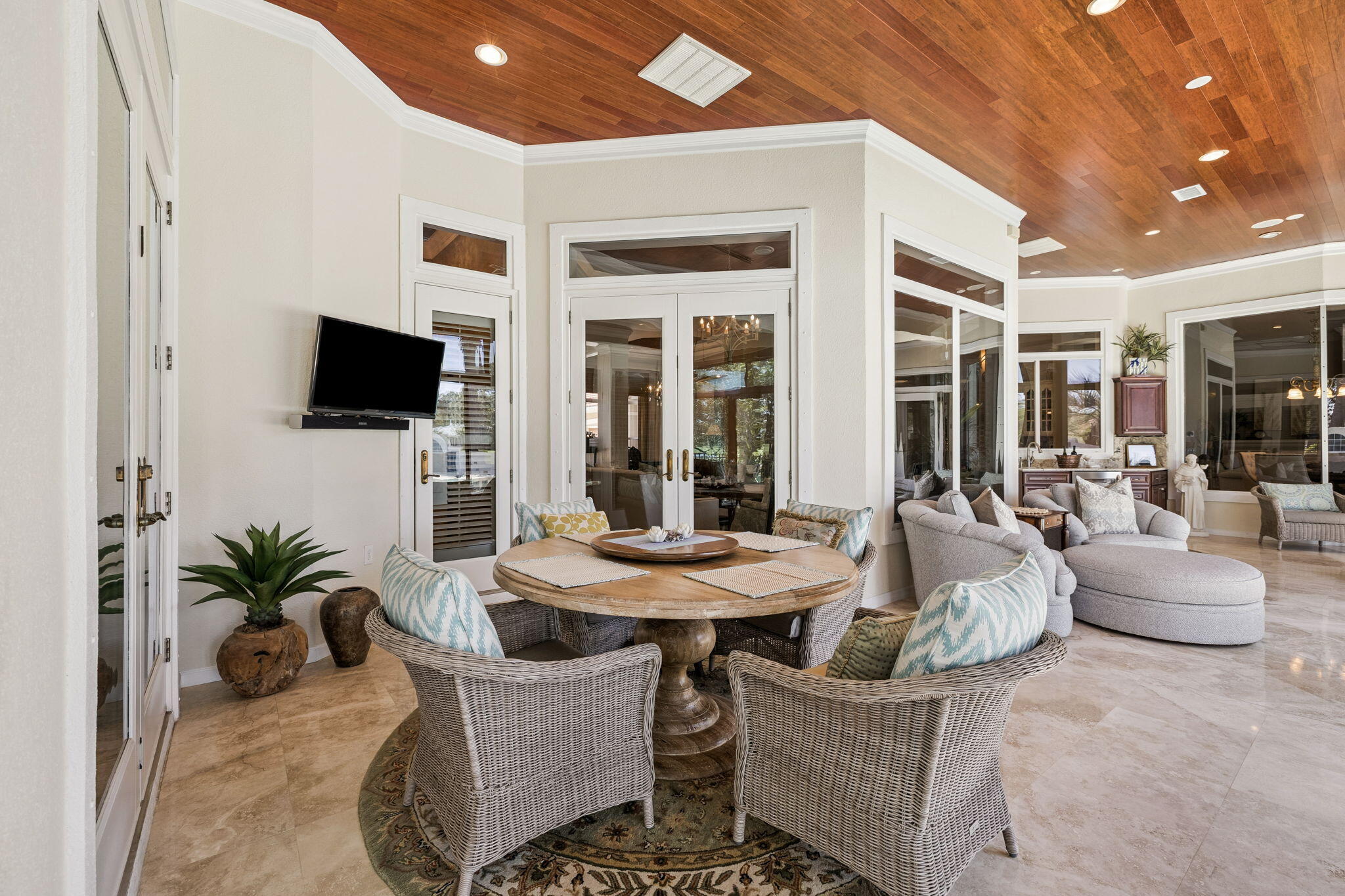 BURNT PINE - Residential