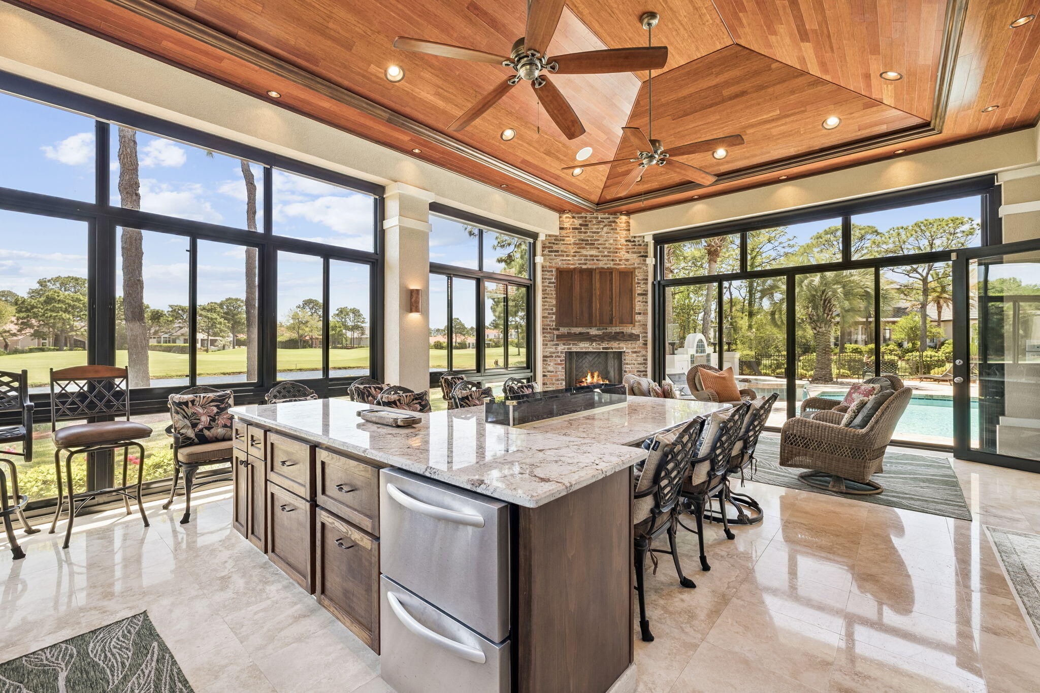 BURNT PINE - Residential