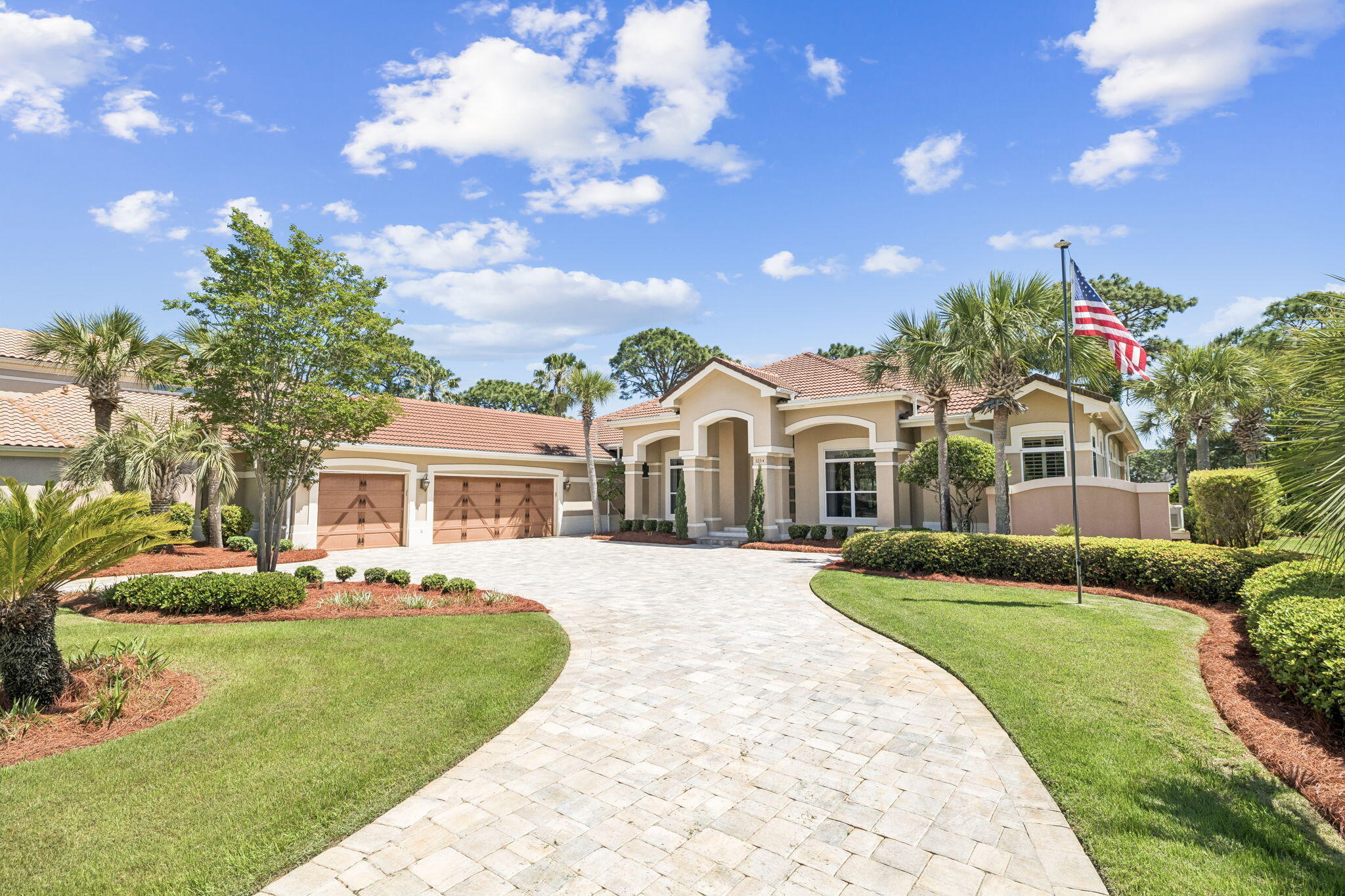 BURNT PINE - Residential