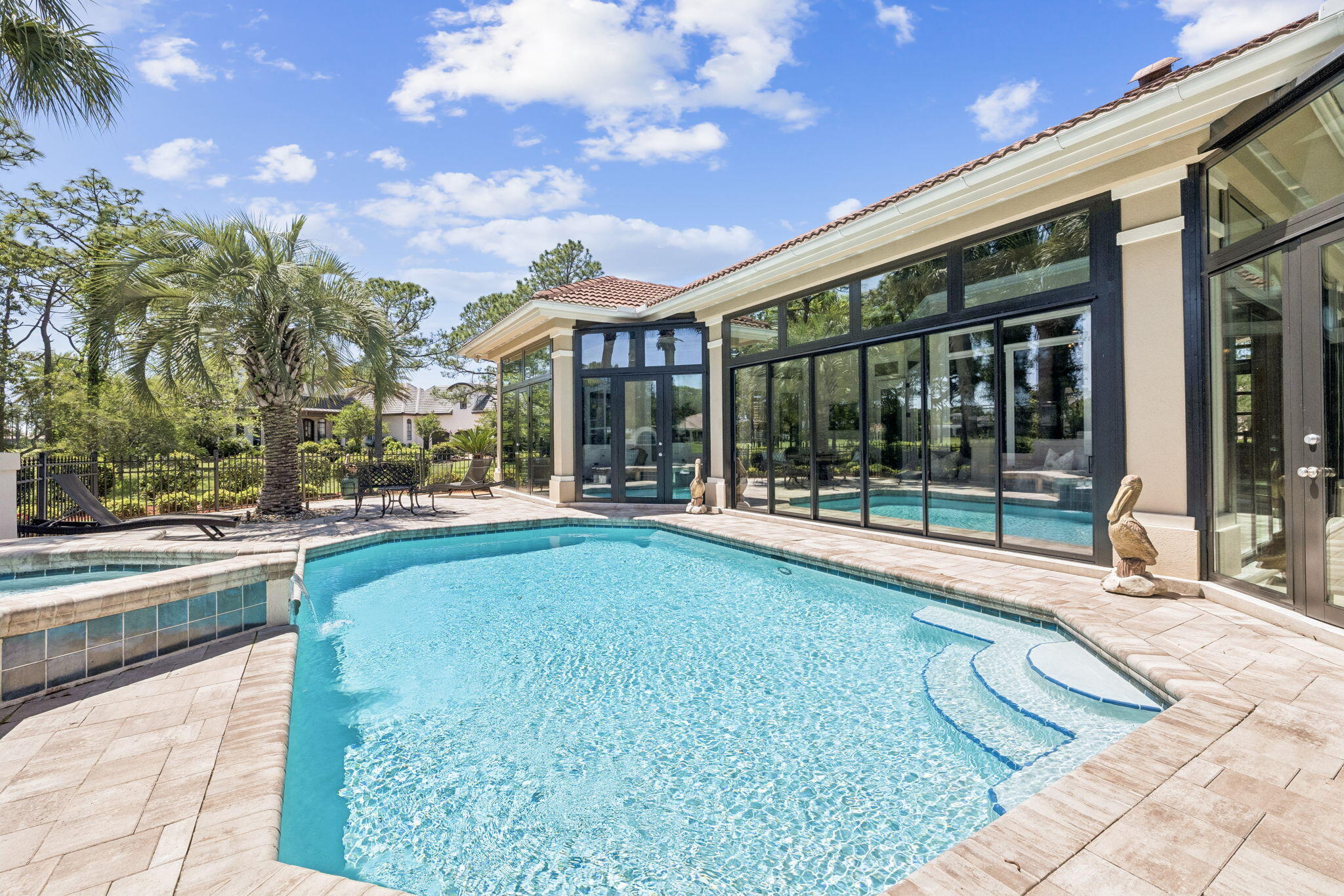 BURNT PINE - Residential