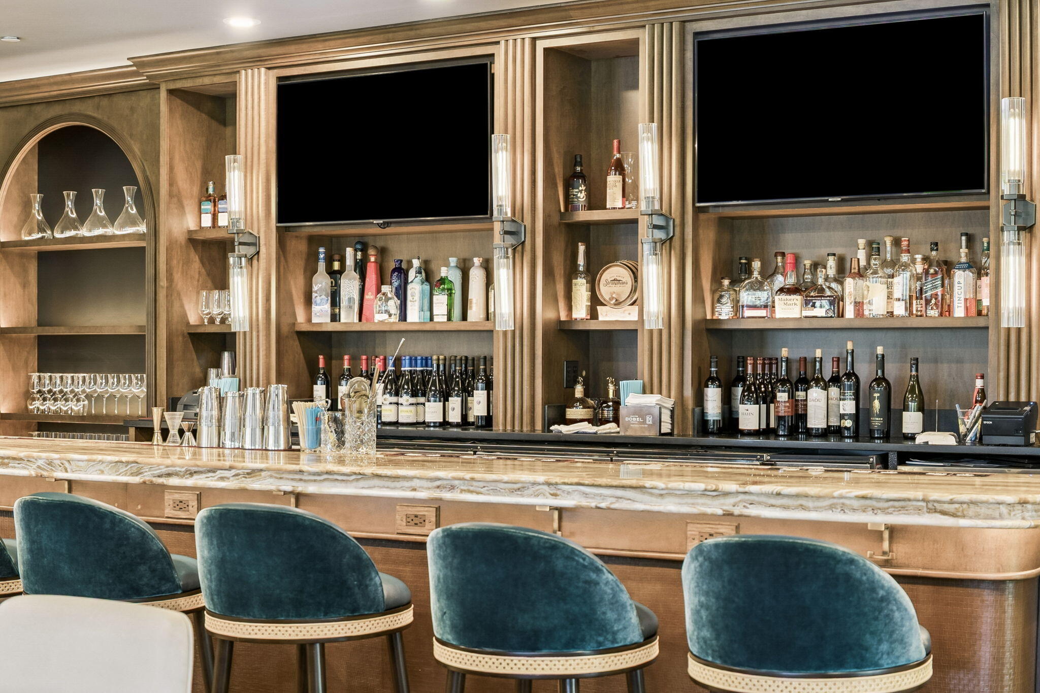 BURNT PINE - Residential