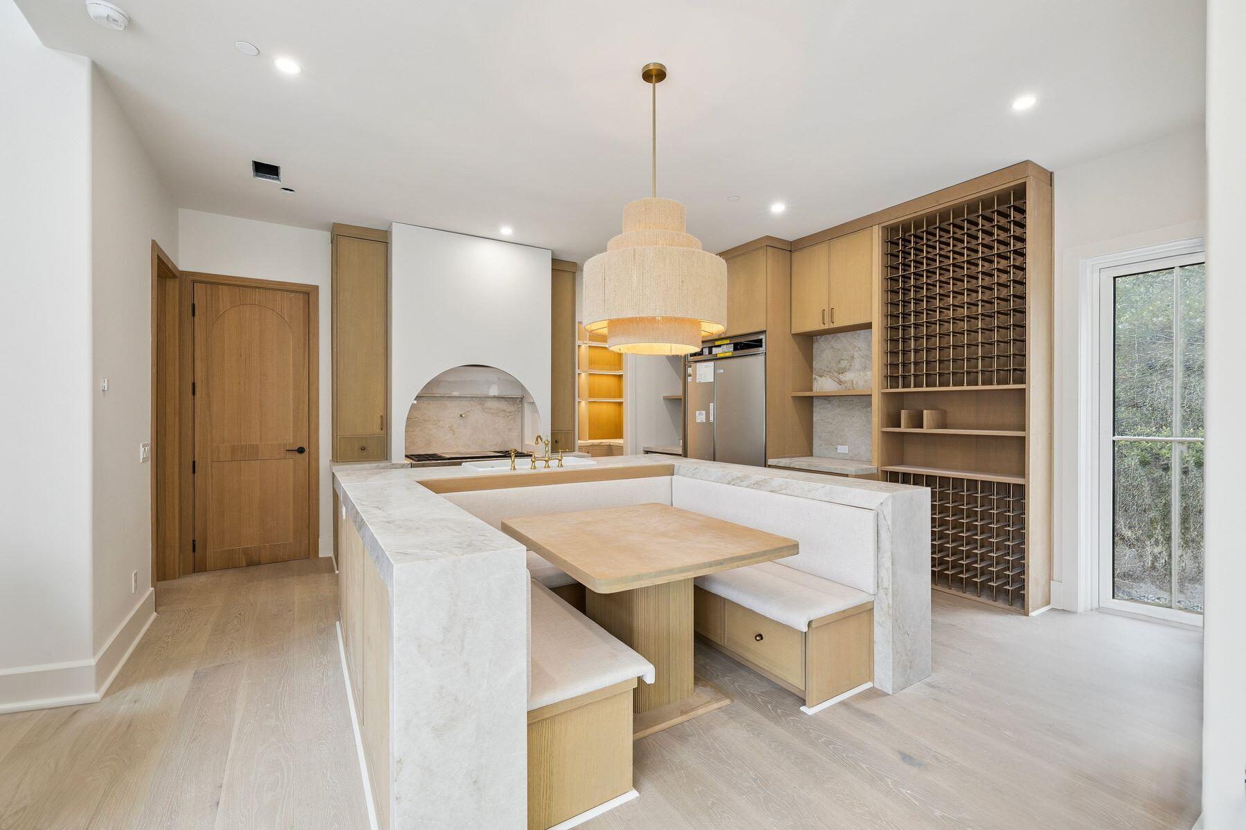 EAGLES LANDING - Residential