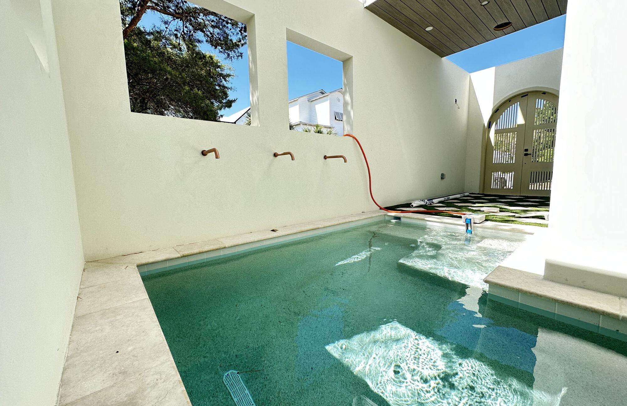 EAGLES LANDING - Residential