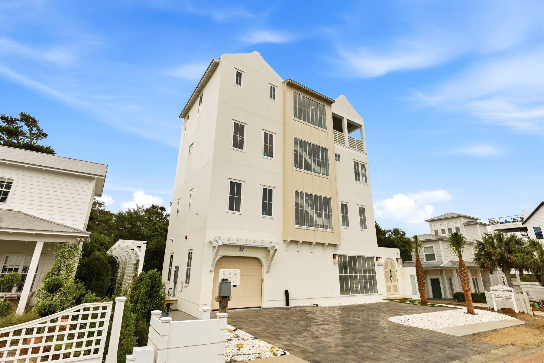 EAGLES LANDING - Residential