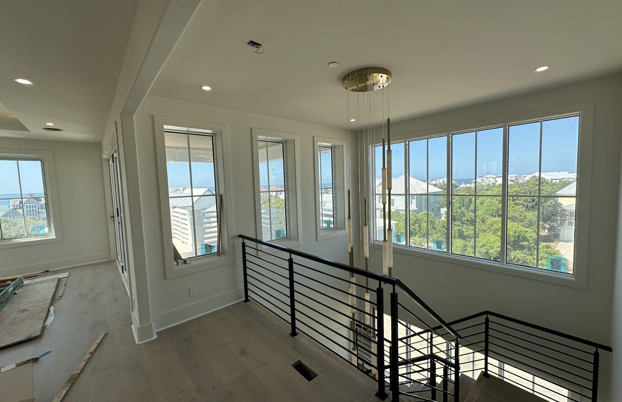 EAGLES LANDING - Residential