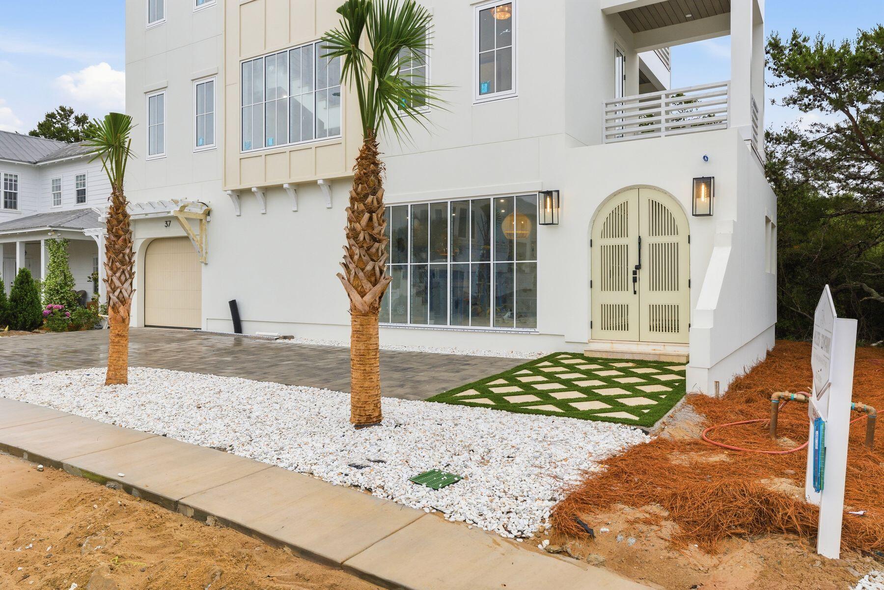 EAGLES LANDING - Residential