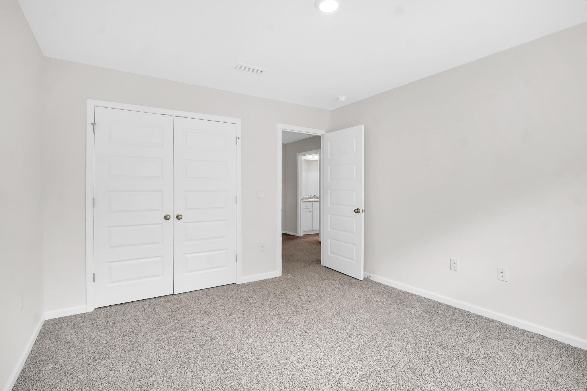 LAGRANGE LANDING - Residential