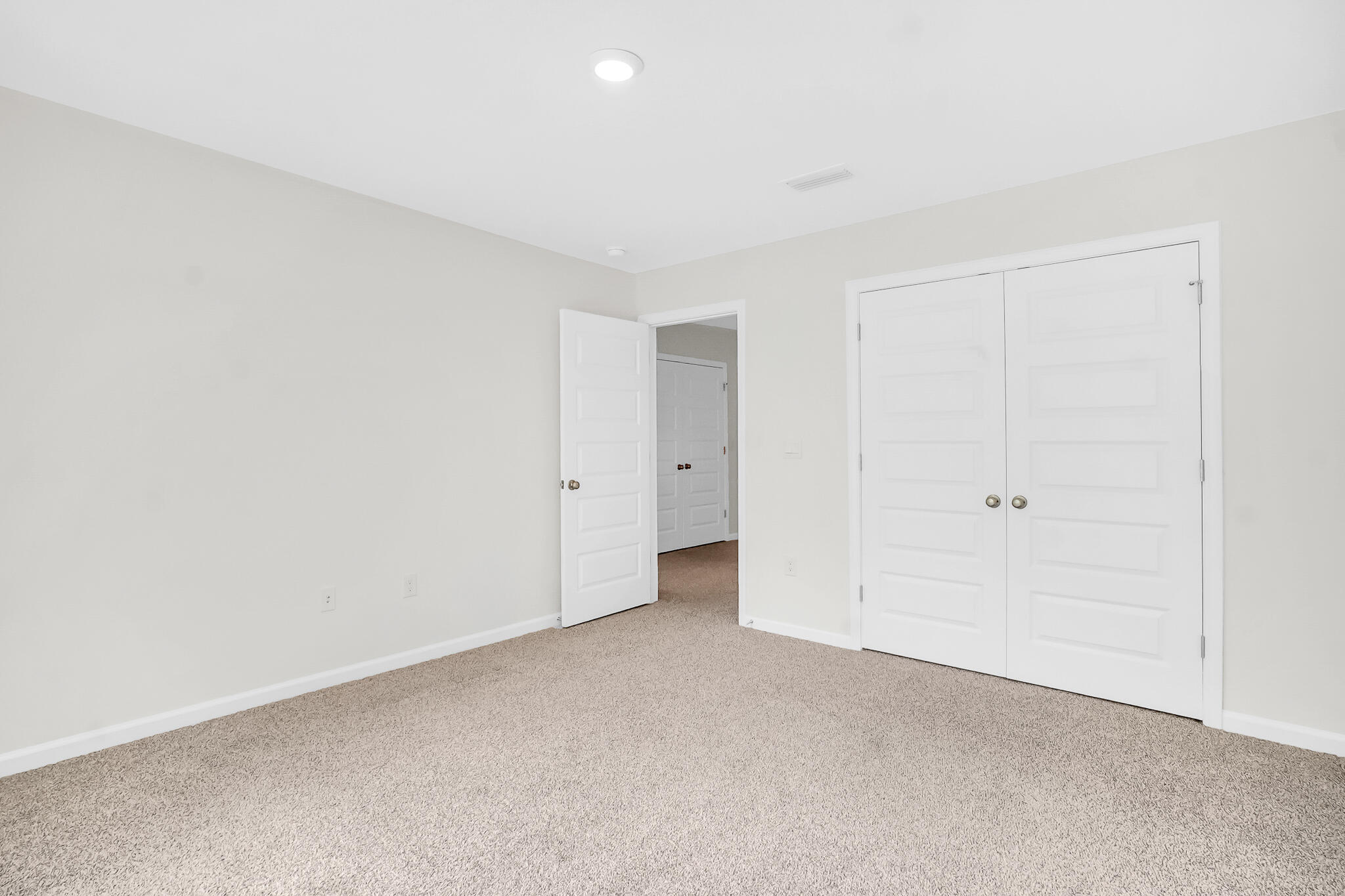 LAGRANGE LANDING - Residential