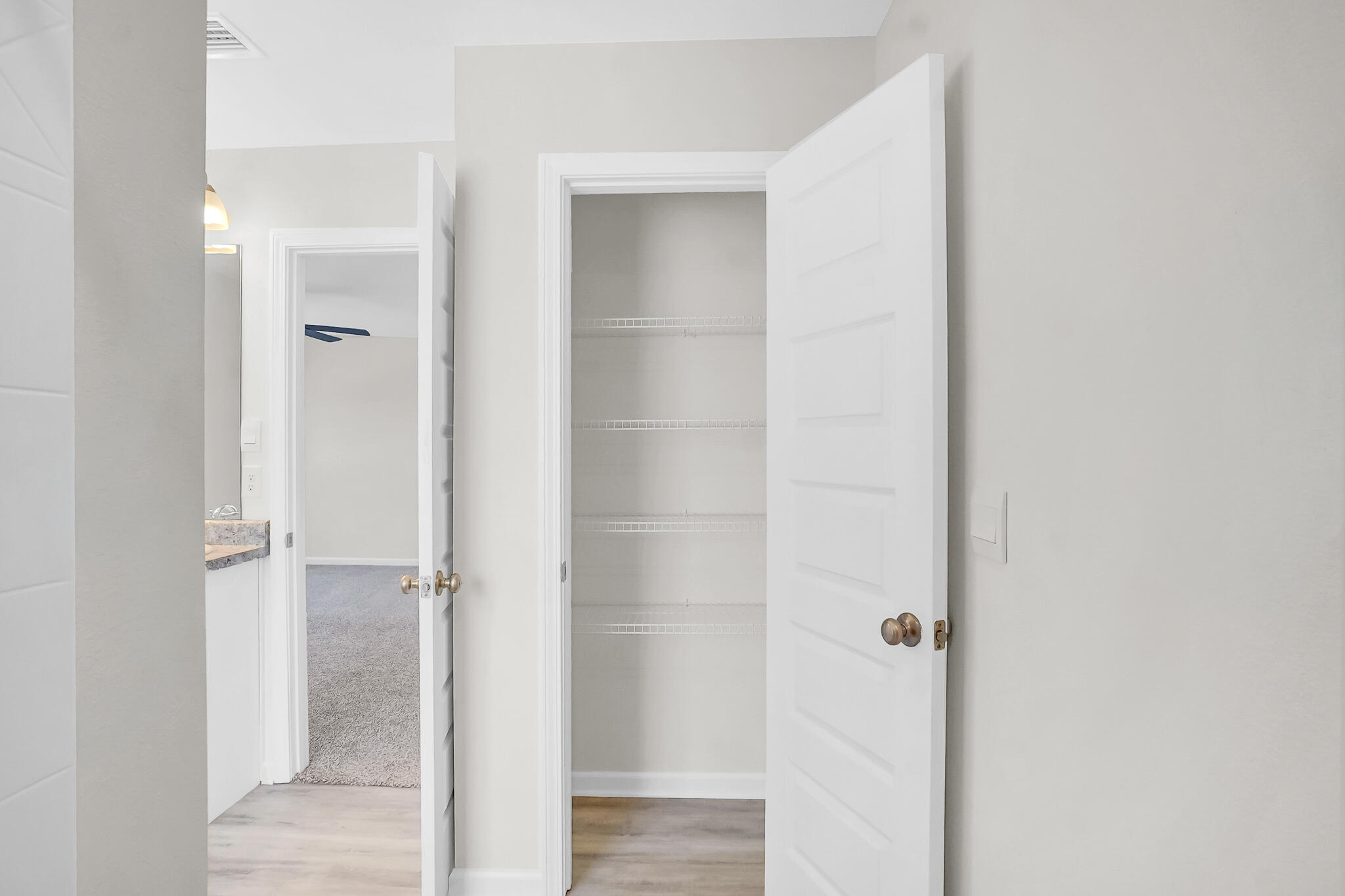 LAGRANGE LANDING - Residential