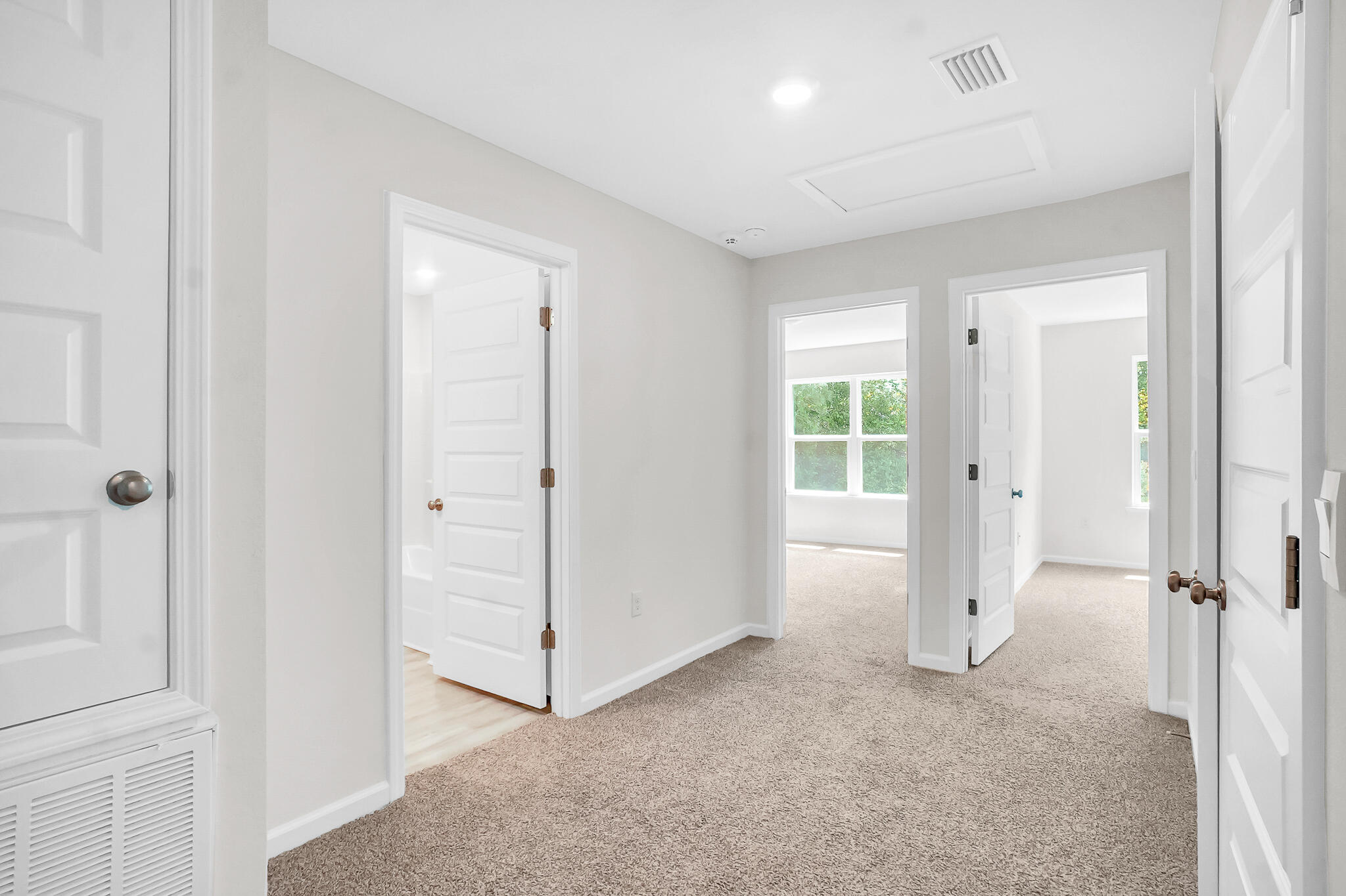 LAGRANGE LANDING - Residential