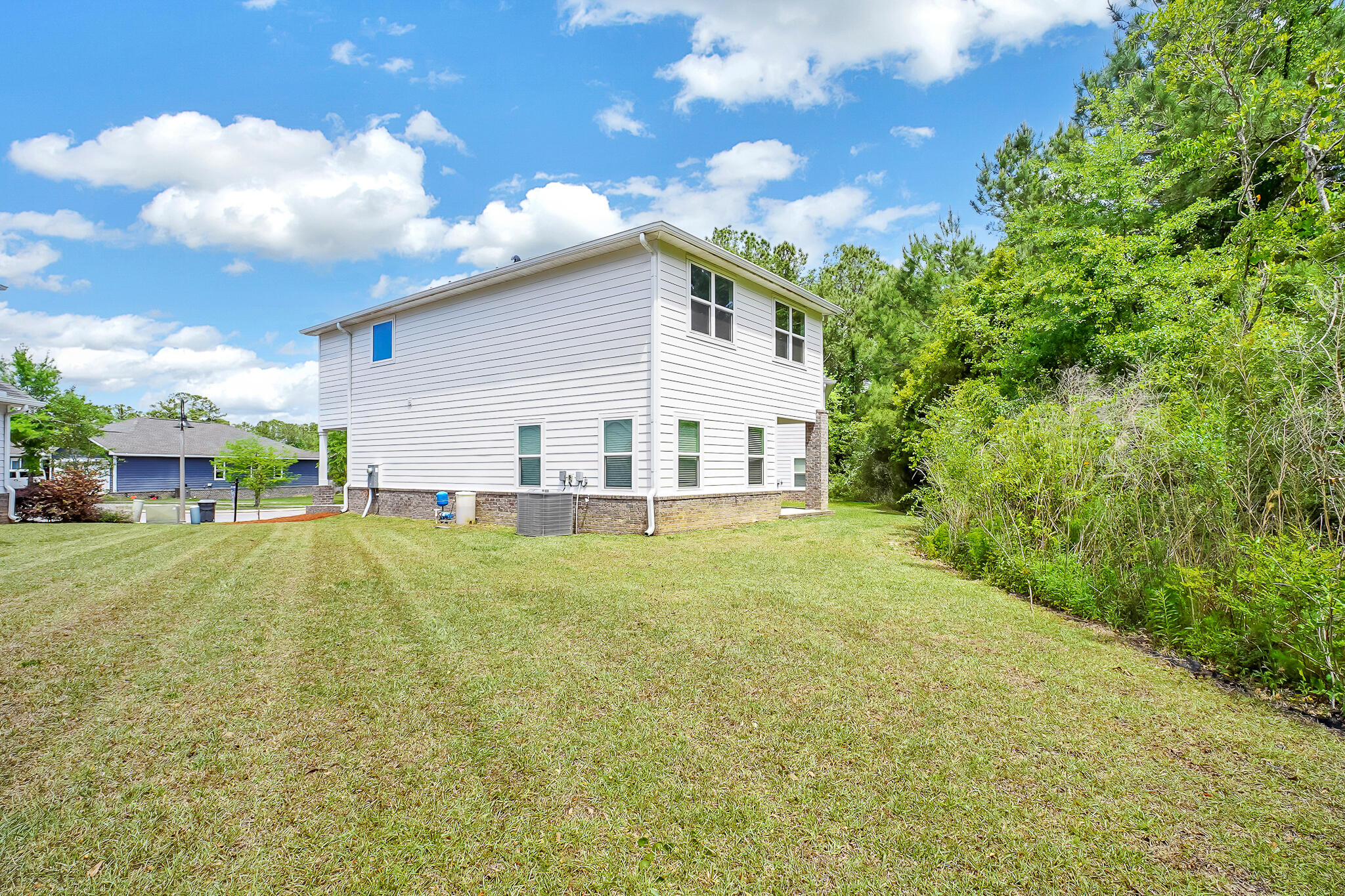 LAGRANGE LANDING - Residential