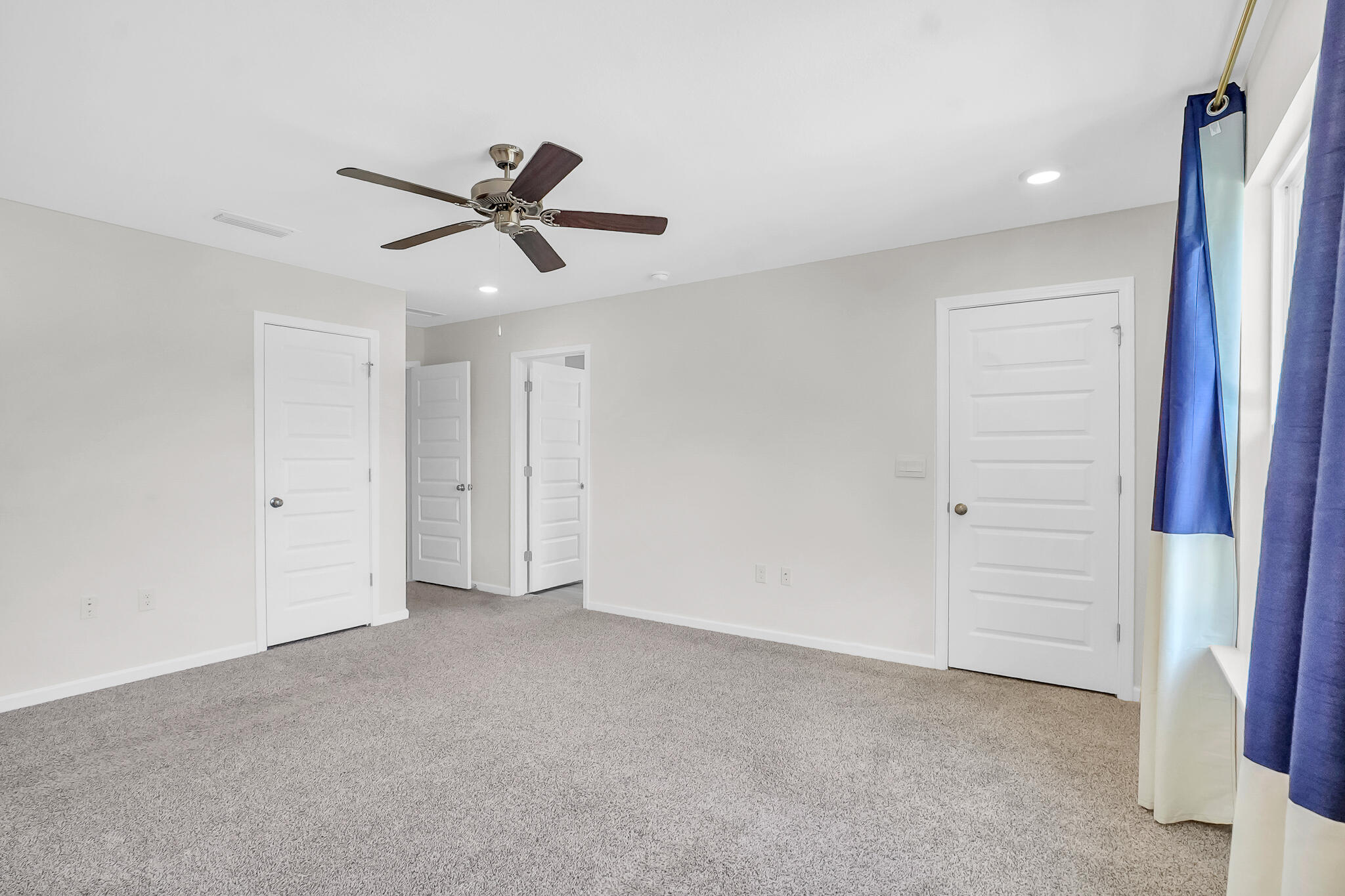 LAGRANGE LANDING - Residential