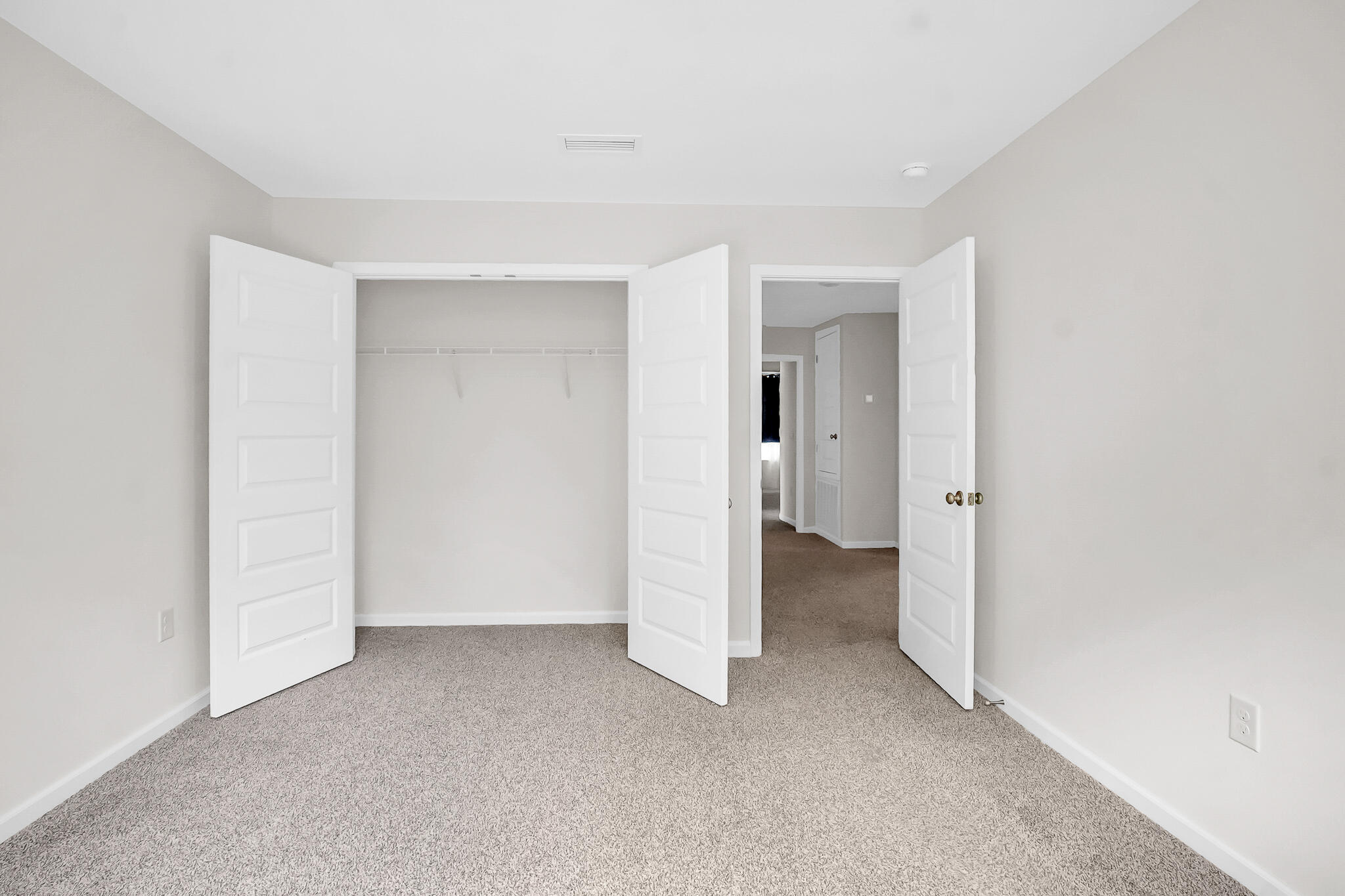 LAGRANGE LANDING - Residential