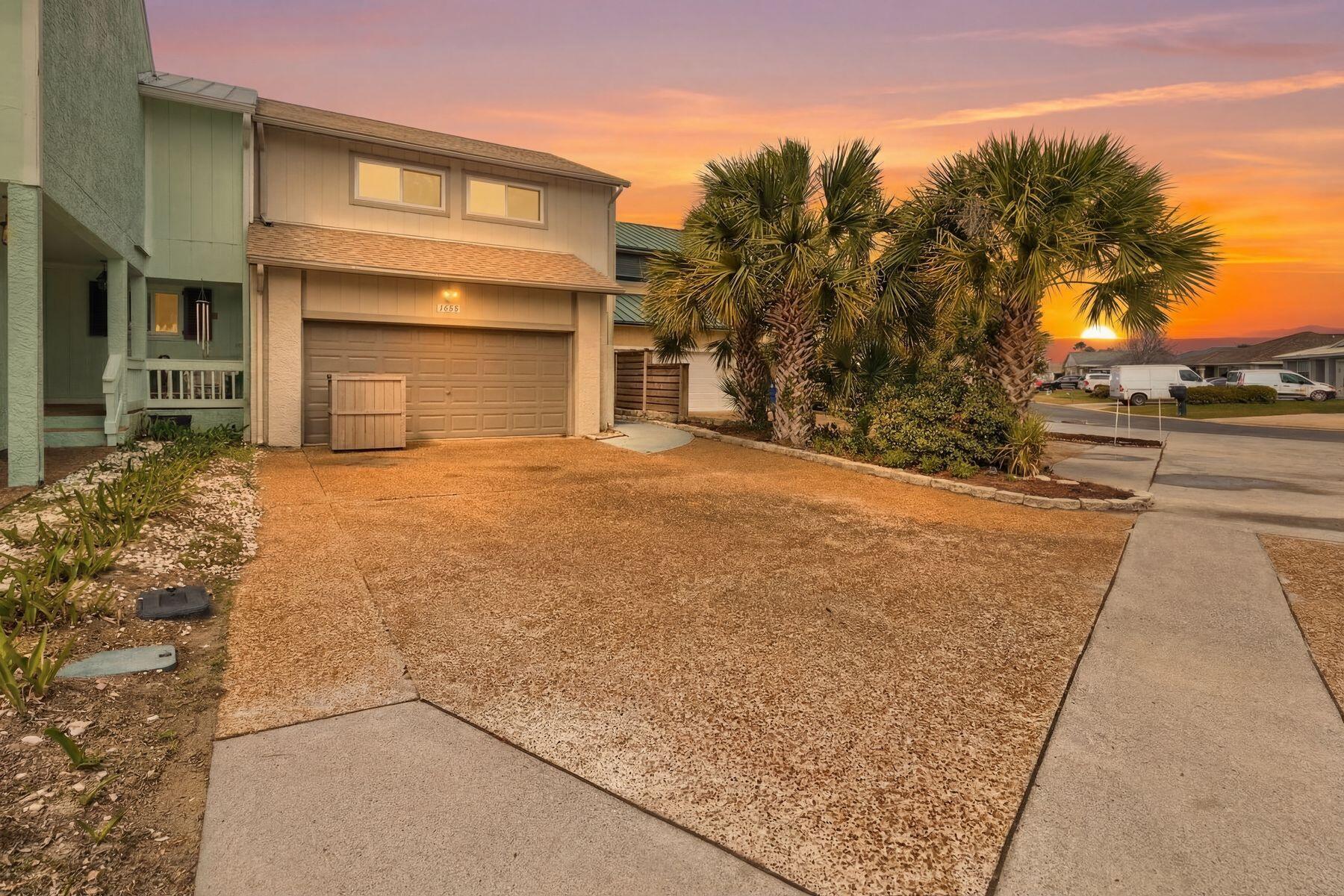 VENETIAN VILLA - Residential