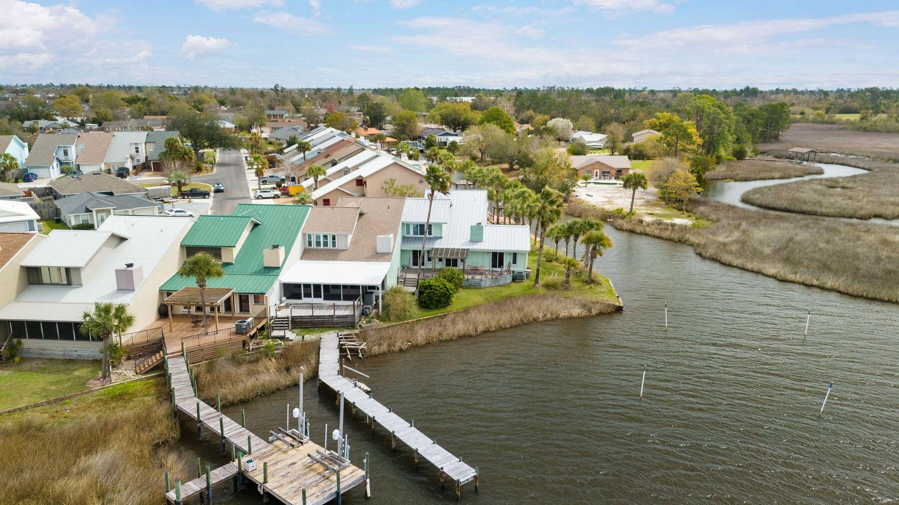 VENETIAN VILLA - Residential