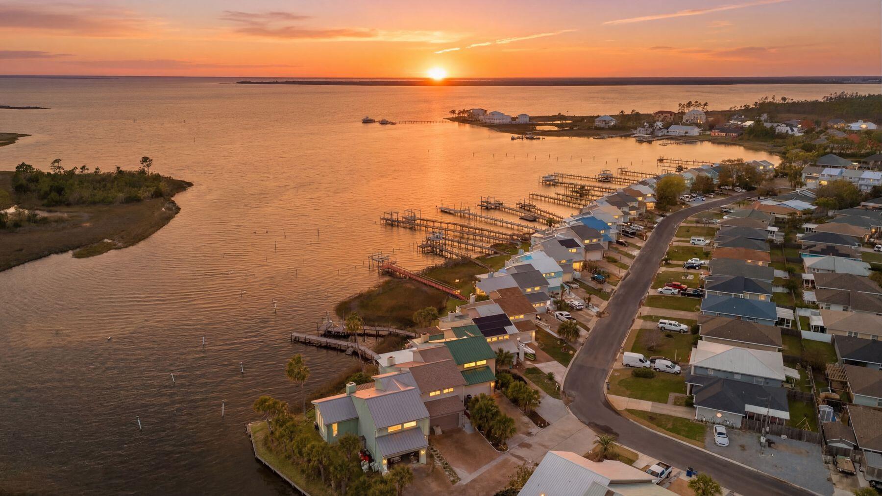 VENETIAN VILLA - Residential