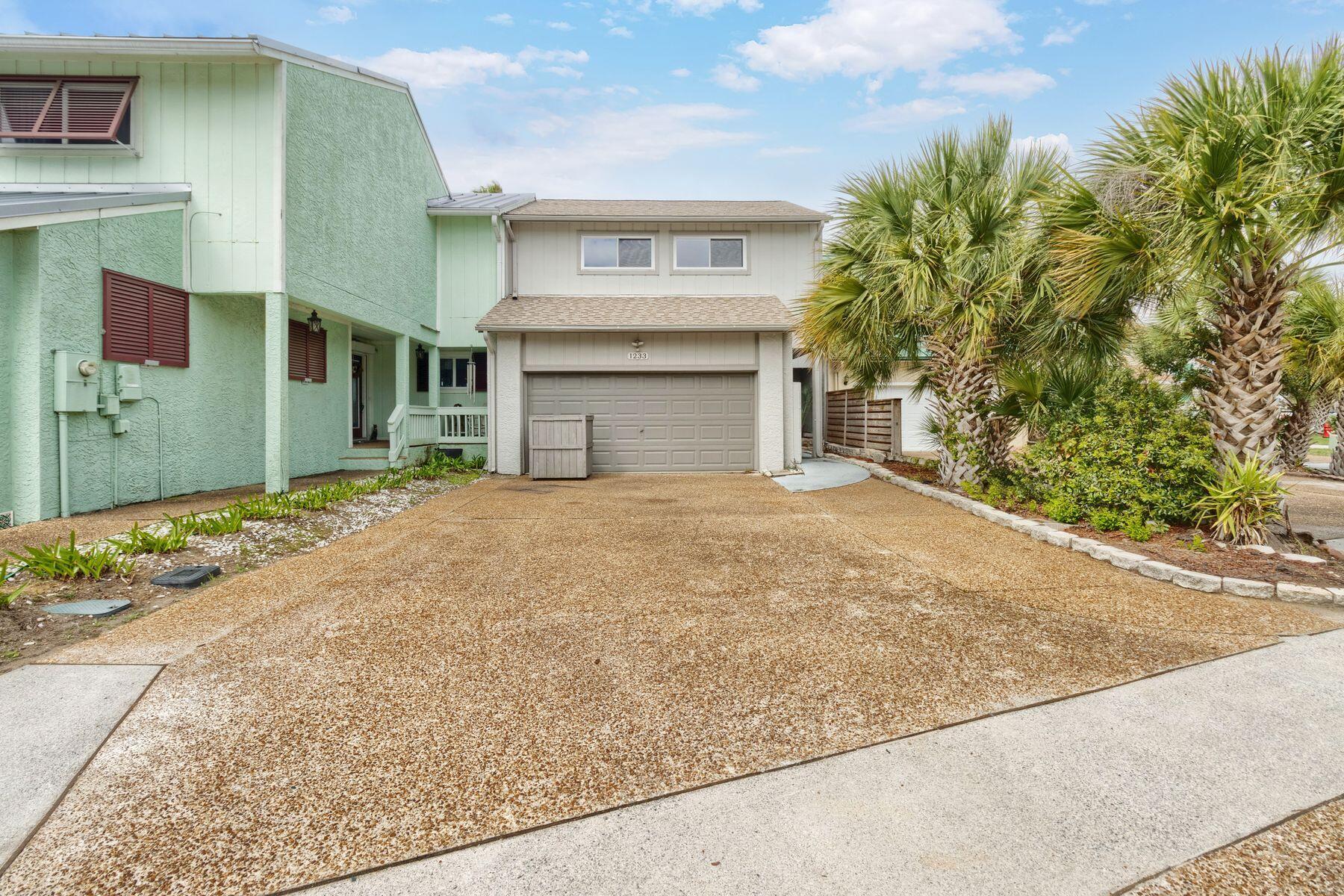 VENETIAN VILLA - Residential