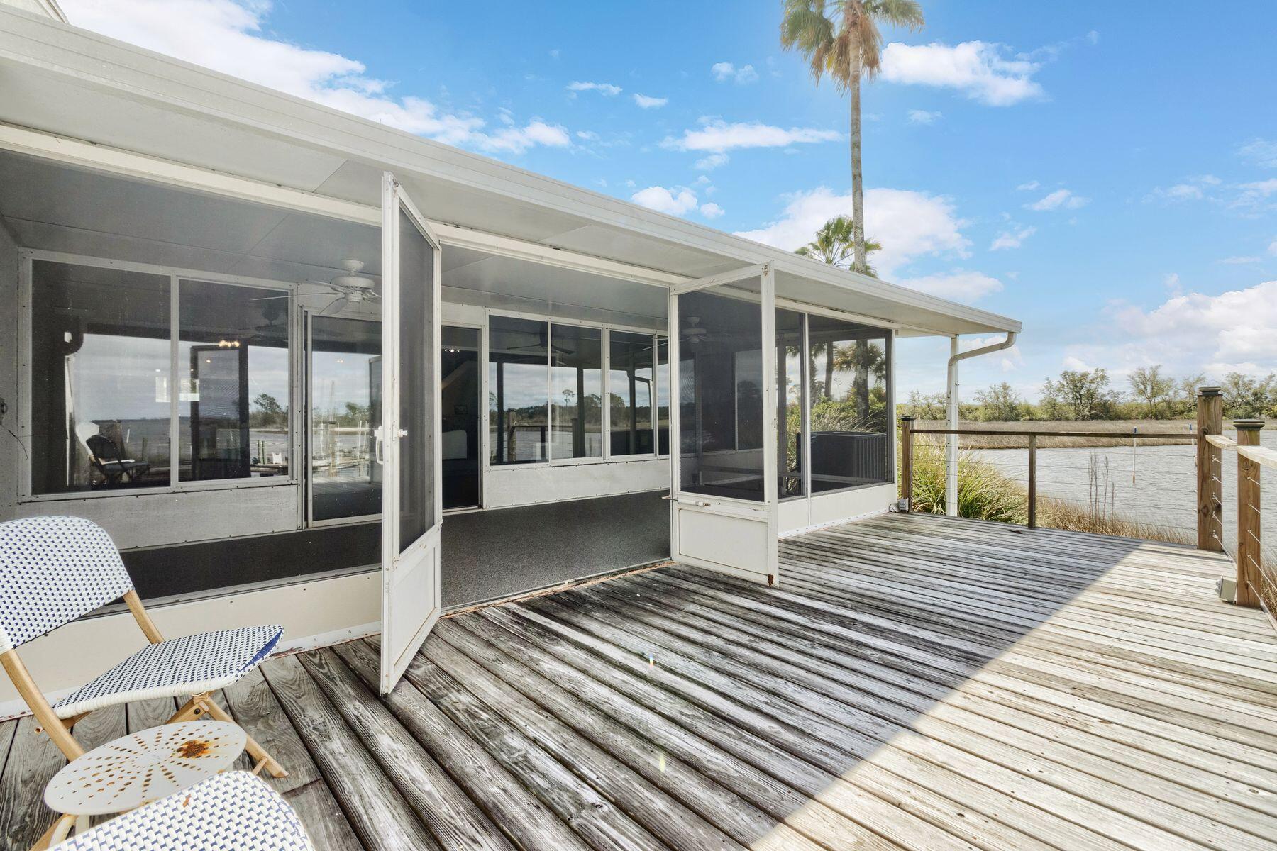 VENETIAN VILLA - Residential