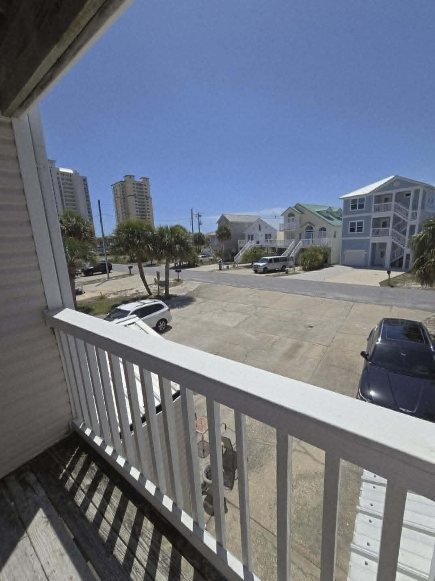 BAHIA BADAR - Residential