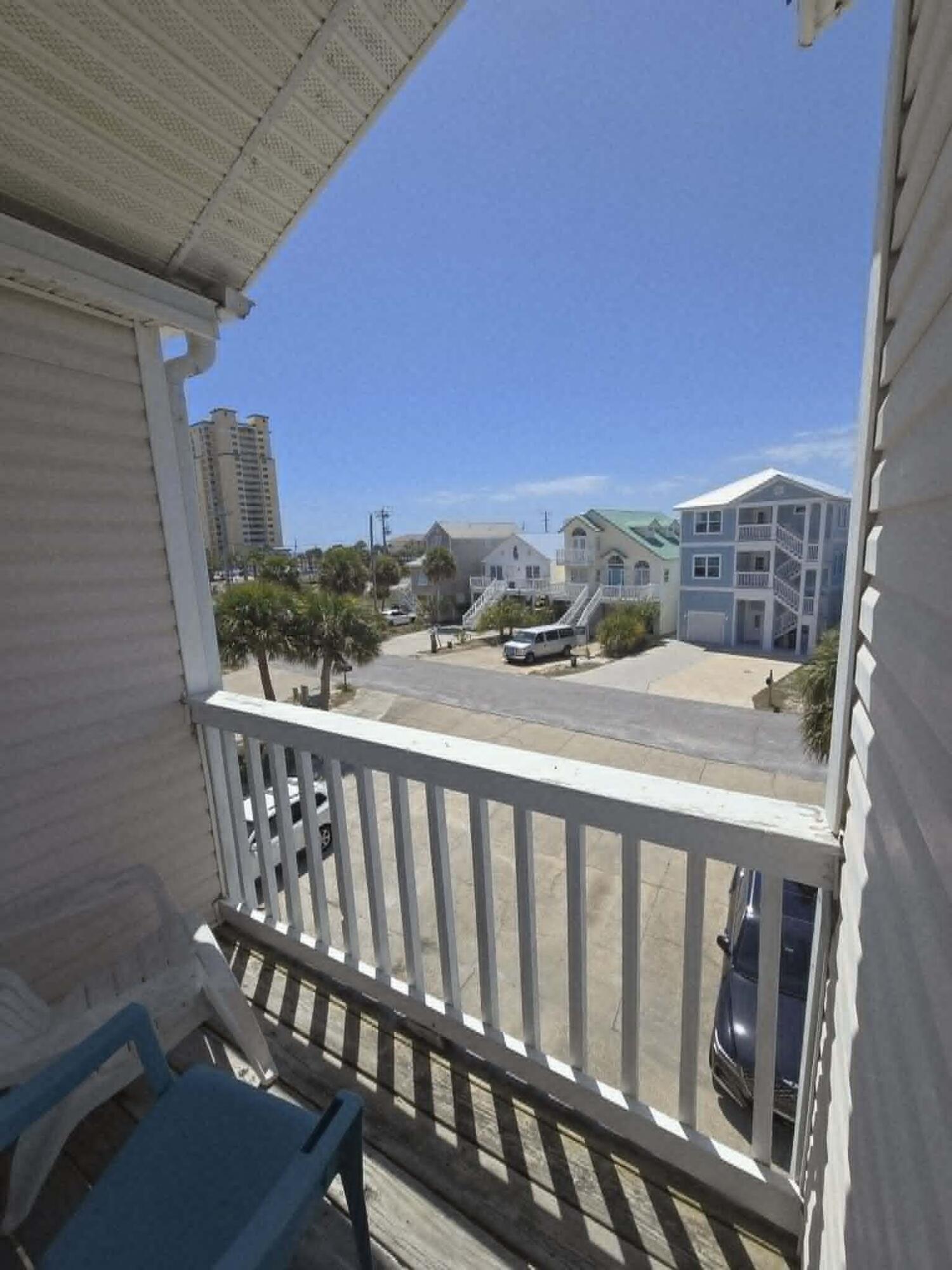 BAHIA BADAR - Residential