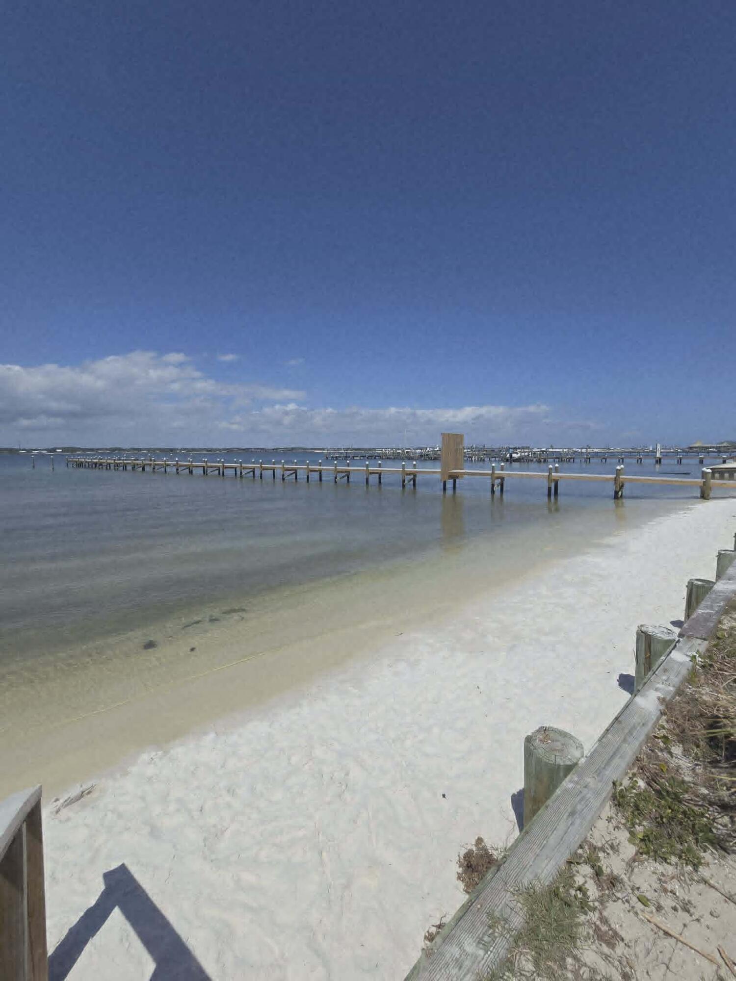 BAHIA BADAR - Residential