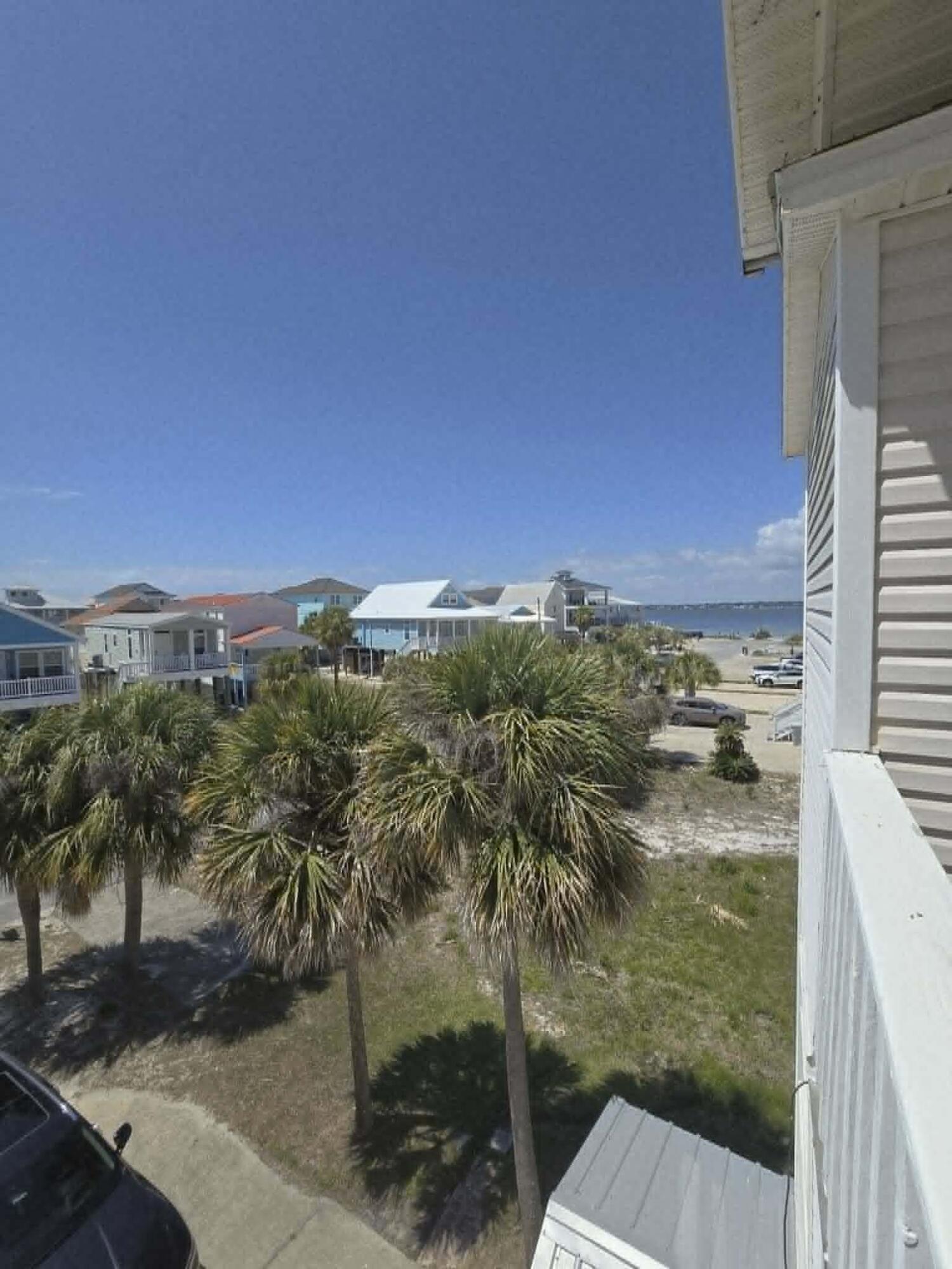 BAHIA BADAR - Residential