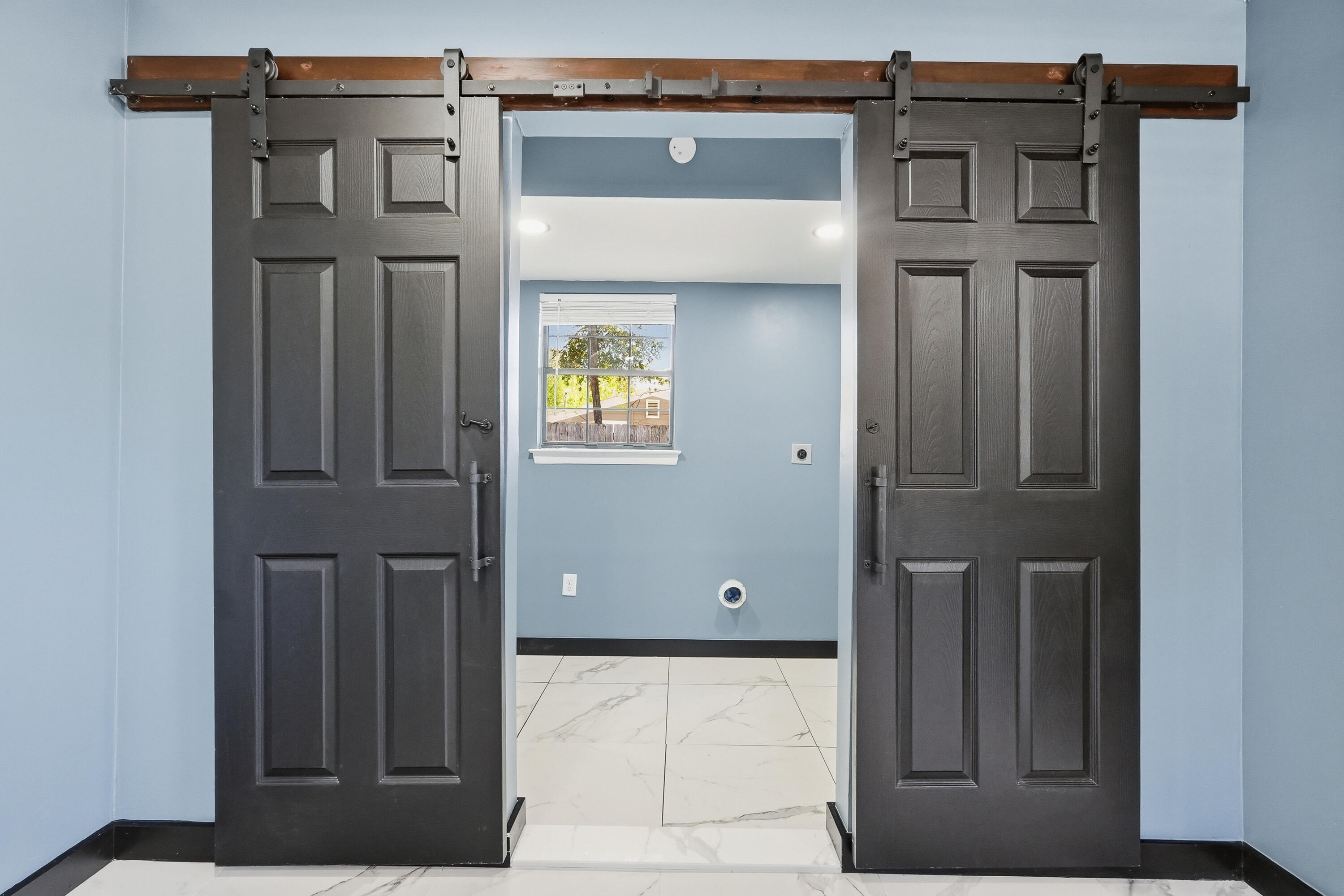 MARY ESTHER HEIGHTS - Residential