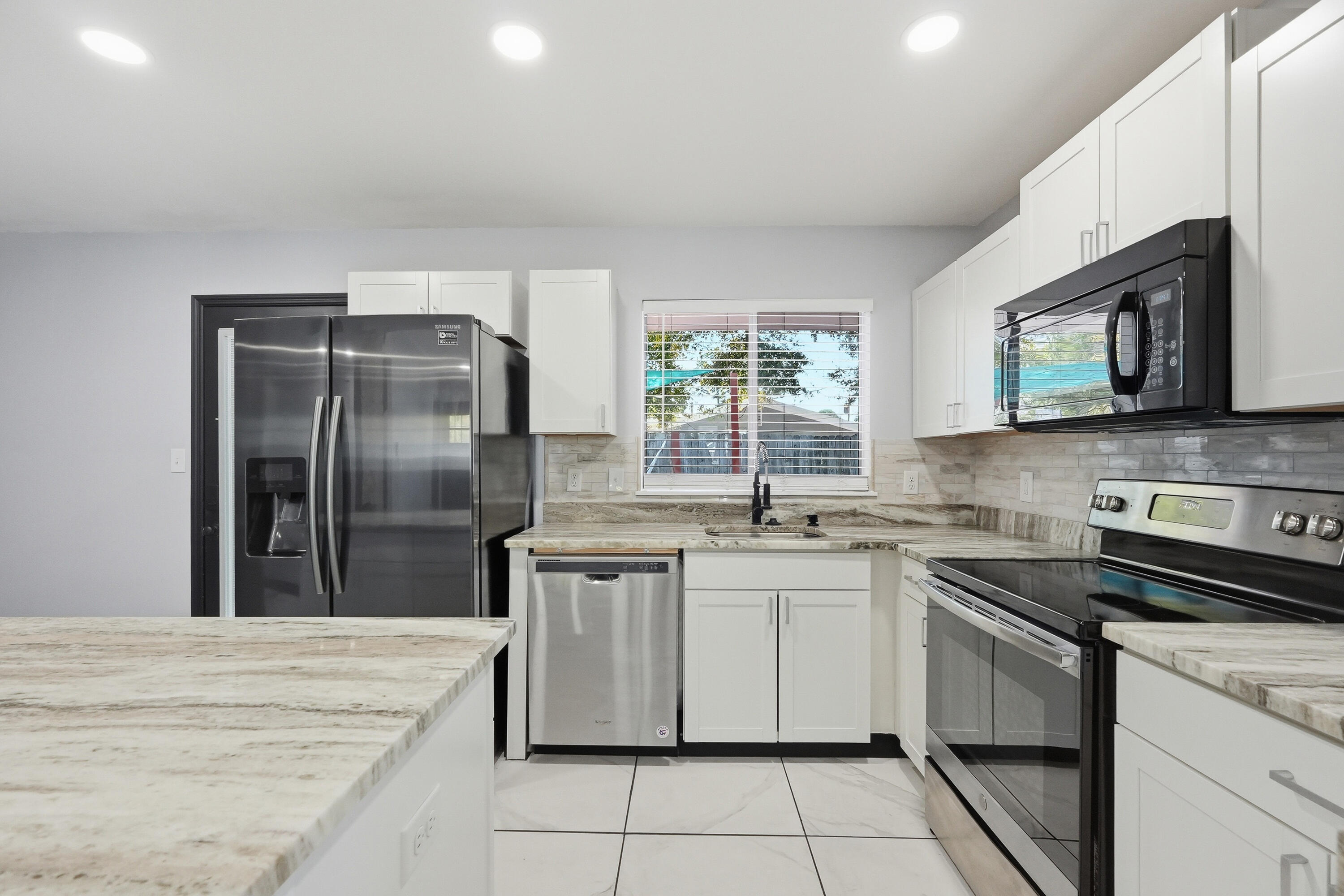 MARY ESTHER HEIGHTS - Residential