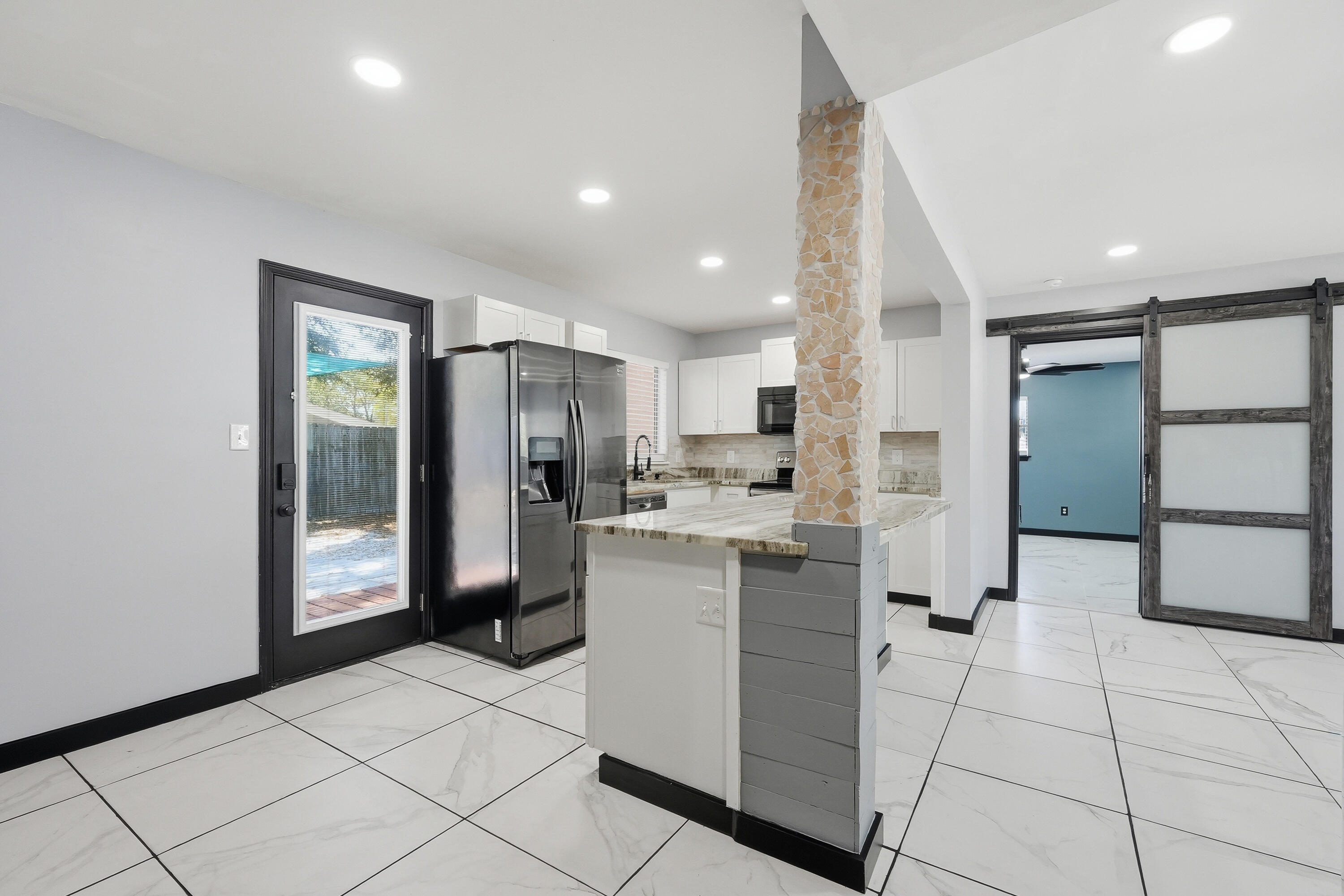 MARY ESTHER HEIGHTS - Residential