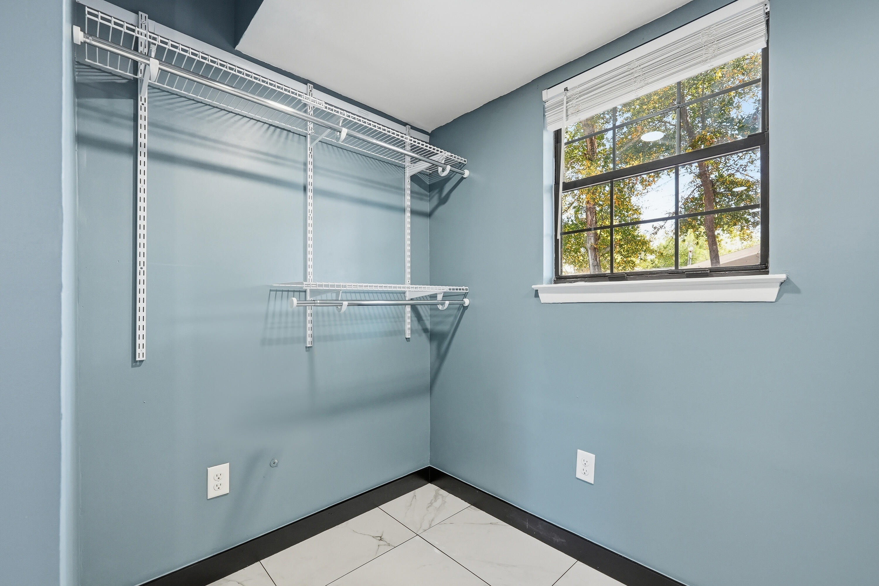 MARY ESTHER HEIGHTS - Residential